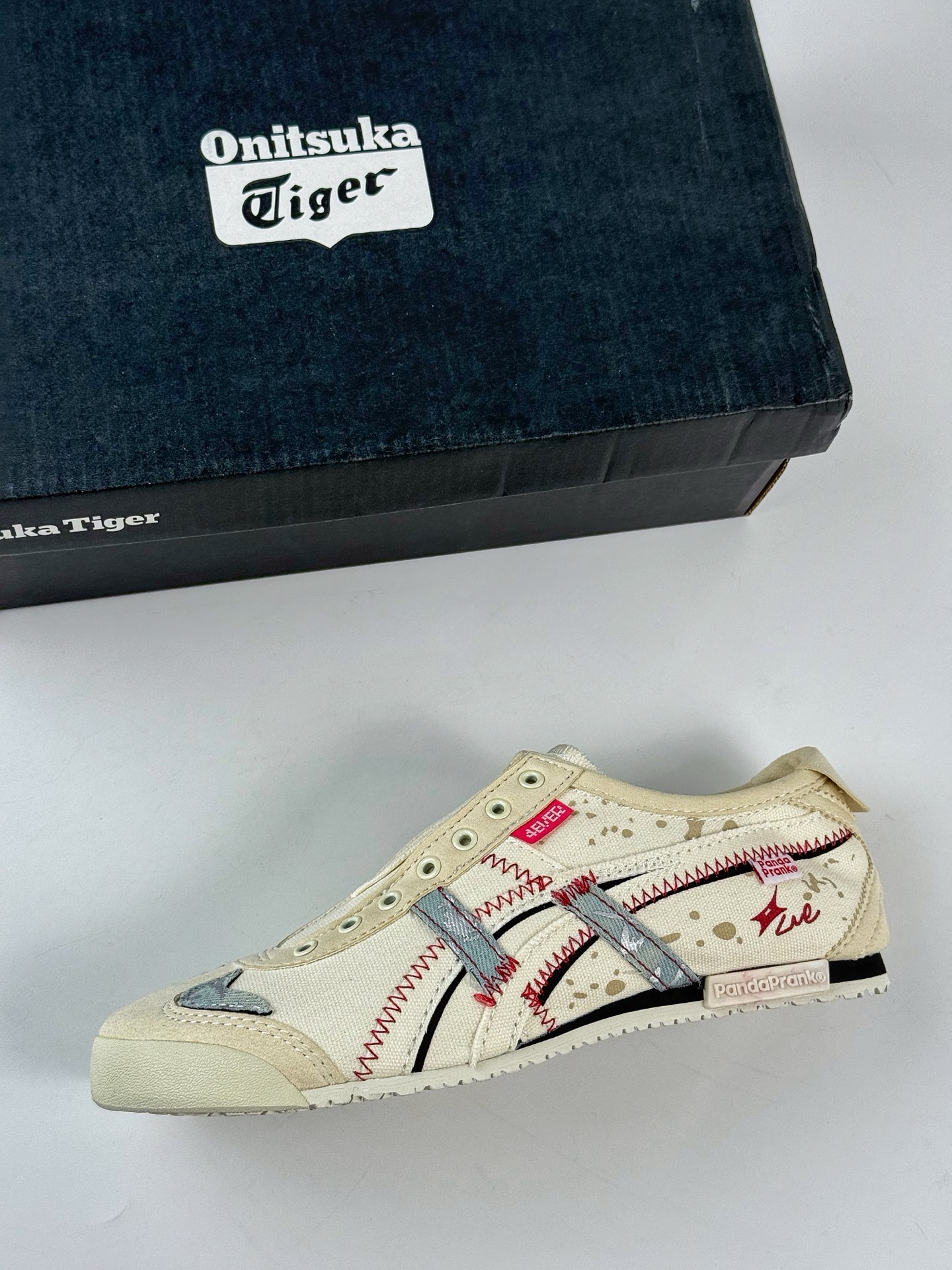 140 Onitsuka Tiger Mexico 66 SLIP-ON 搭单品 板鞋 1183A360-205