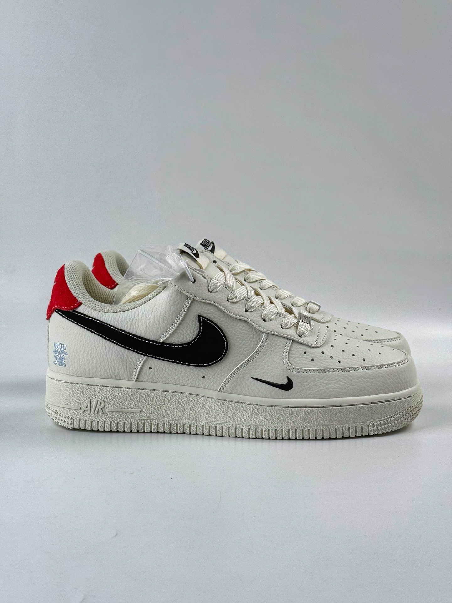 260 Nike Air Force 1 Low 07 发财 白黑小勾 CS5288-025