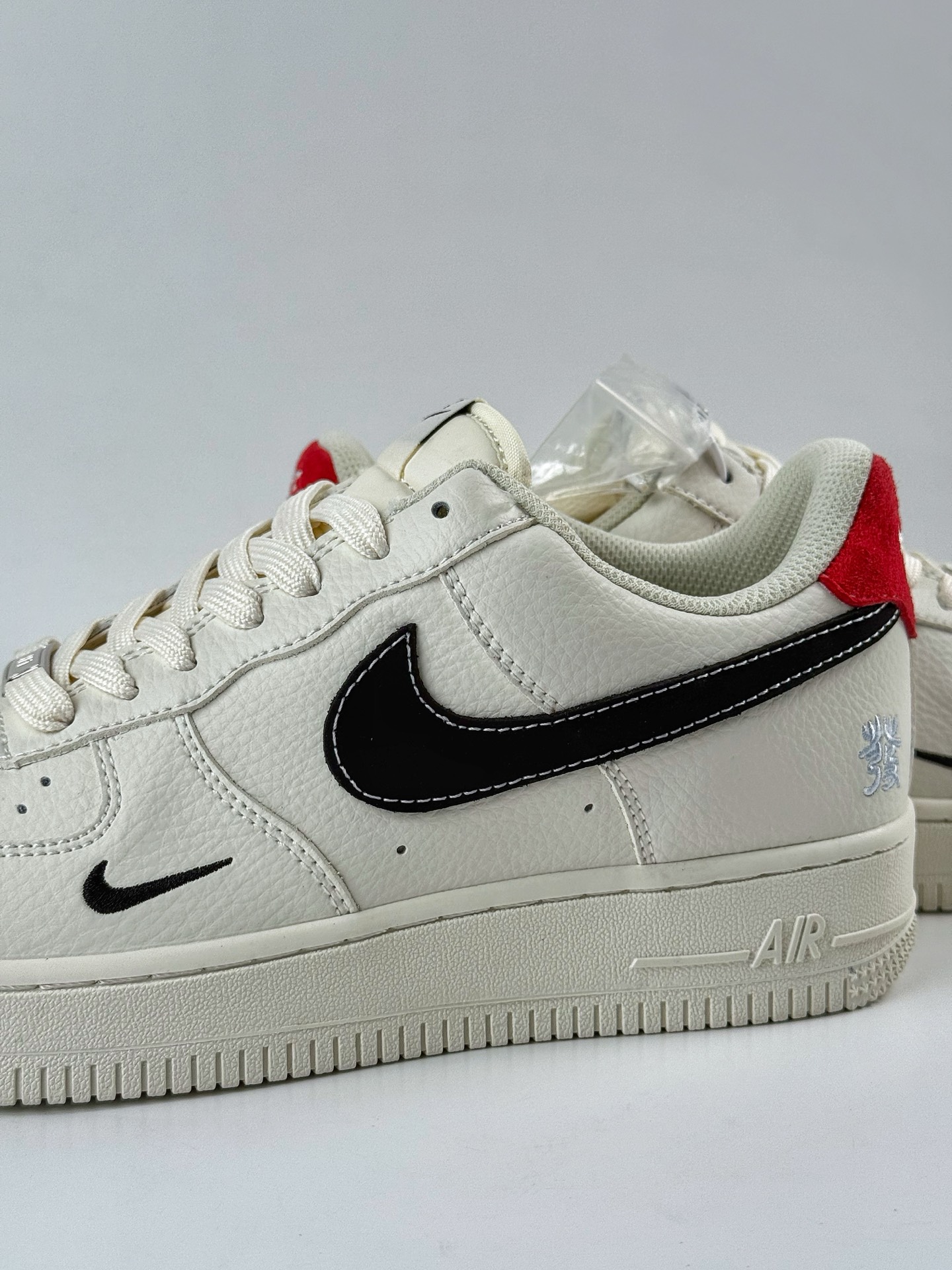 260 Nike Air Force 1 Low 07 发财 白黑小勾 CS5288-025