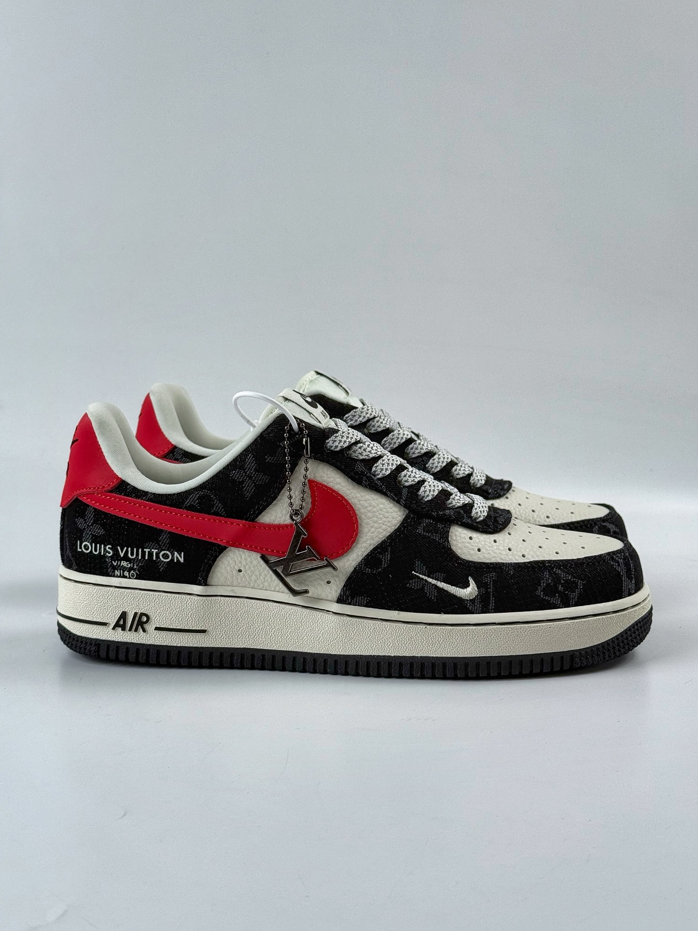 260 Nike Air Force 1 Low 07 Louis Vuitton 黑白小勾满天星 ZD1988-002