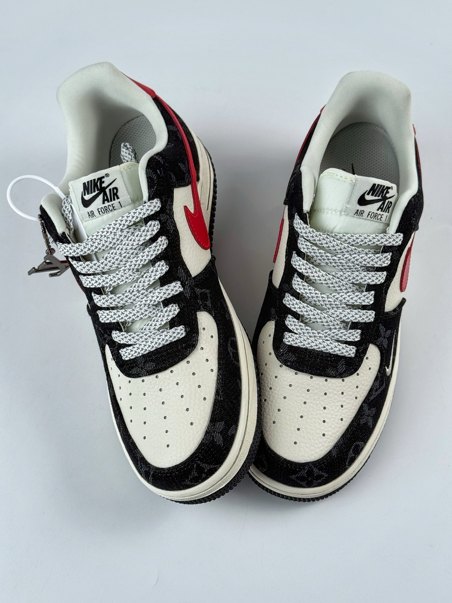 260 Nike Air Force 1 Low 07 Louis Vuitton 黑白小勾满天星 ZD1988-002