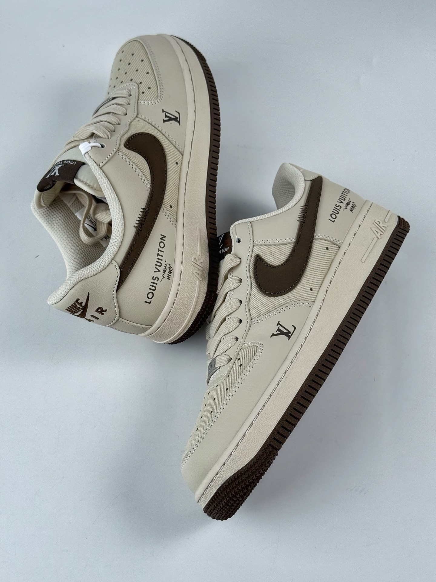 260 Nike Air Force 1 Low 07 x Louis Vuitton 米黑 QW5836-004