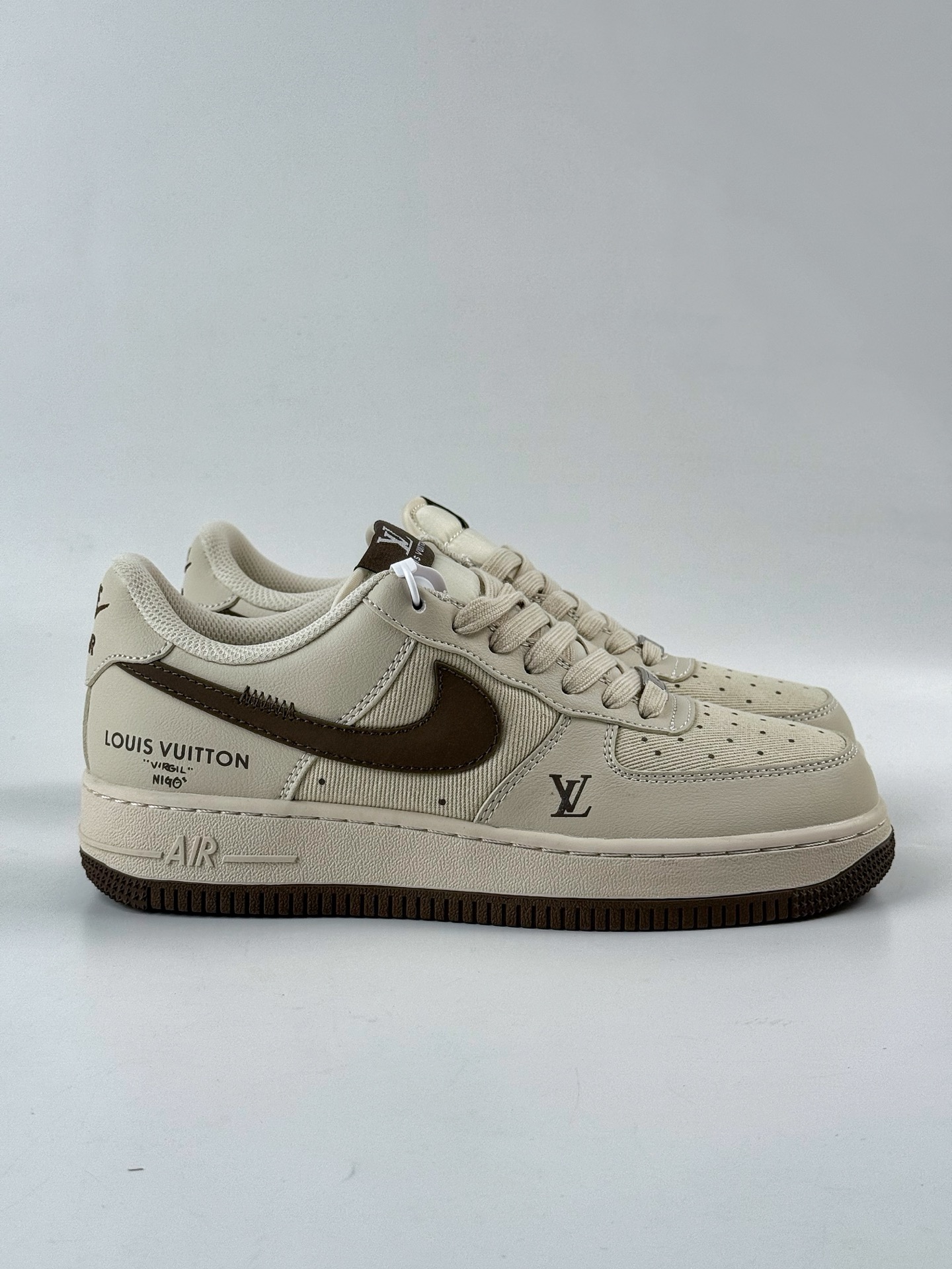 260 Nike Air Force 1 Low 07 x Louis Vuitton 米黑 QW5836-004