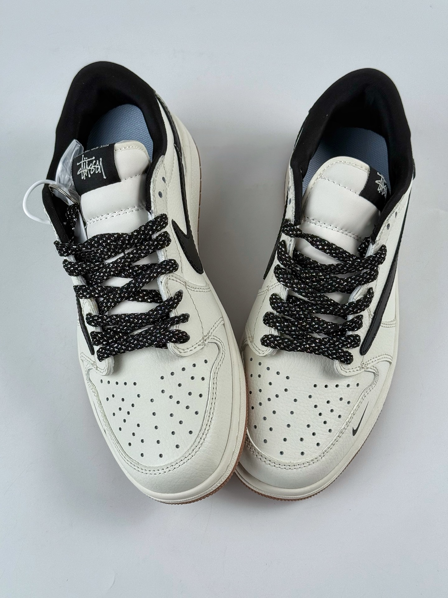 220 Travis Scott x Nike Air Jordan 1 Low x Stussy Air Jordan 1 Low 反转白黑小勾满天星倒钩 JW1188-135