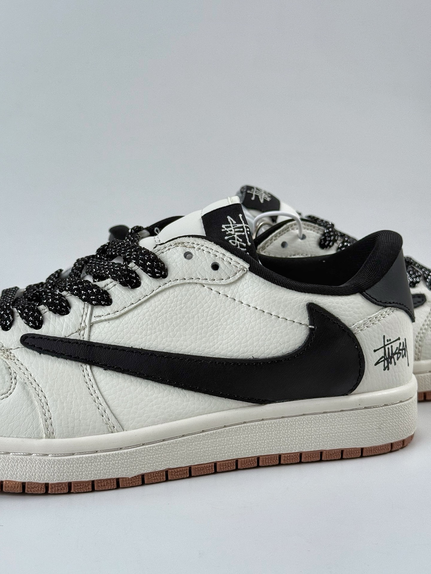 220 Travis Scott x Nike Air Jordan 1 Low x Stussy Air Jordan 1 Low 反转白黑小勾满天星倒钩 JW1188-135