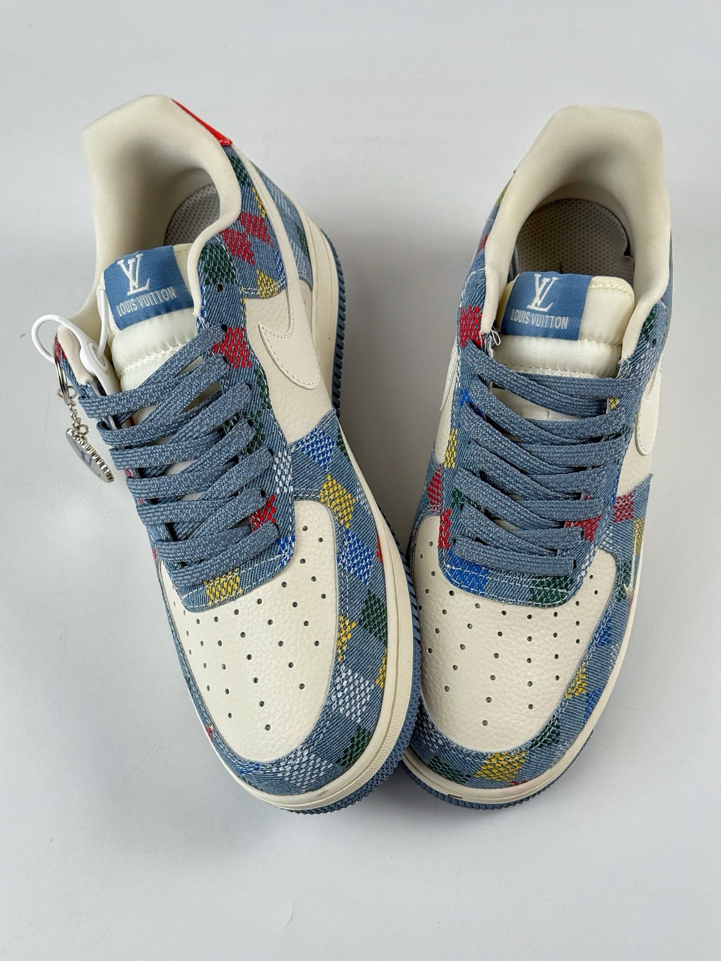 260 Nike Air Force 1 Low 07 x Louis Vuitton 牛仔蓝白小勾满天星 XL1979-101