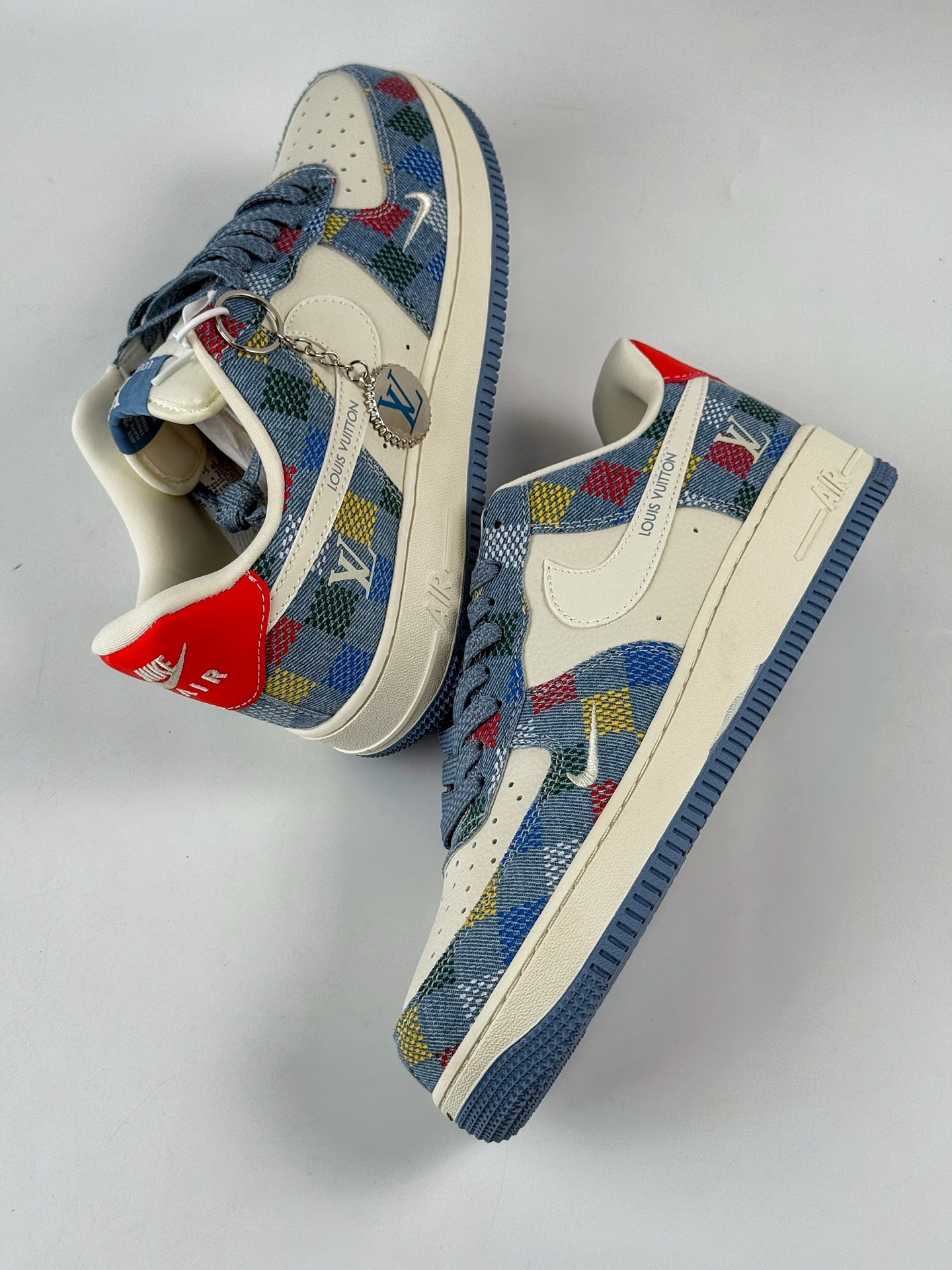 260 Nike Air Force 1 Low 07 x Louis Vuitton 牛仔蓝白小勾满天星 XL1979-101