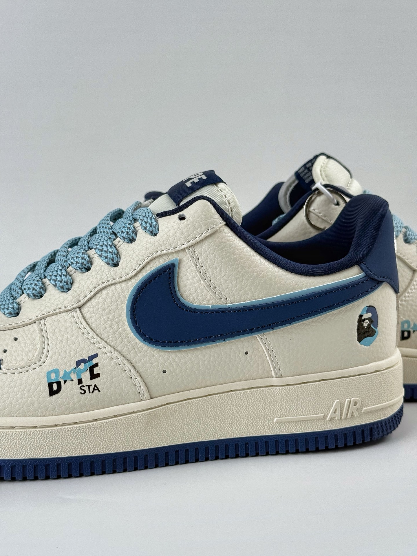 260 Nike Air Force 1 Low 07 x BAPE 米蓝满天星 KB1688-002-Chinese UA Cheap High Quatity Brand Clothes Bags handbags Sneakers wholesale wholesaler seller from China Factory suppliers Fashion Clothing Shoes best Quality Beautiful Price 260 Nike Air Force 1 Low 07 x BAPE 米蓝满天星 KB1688-002