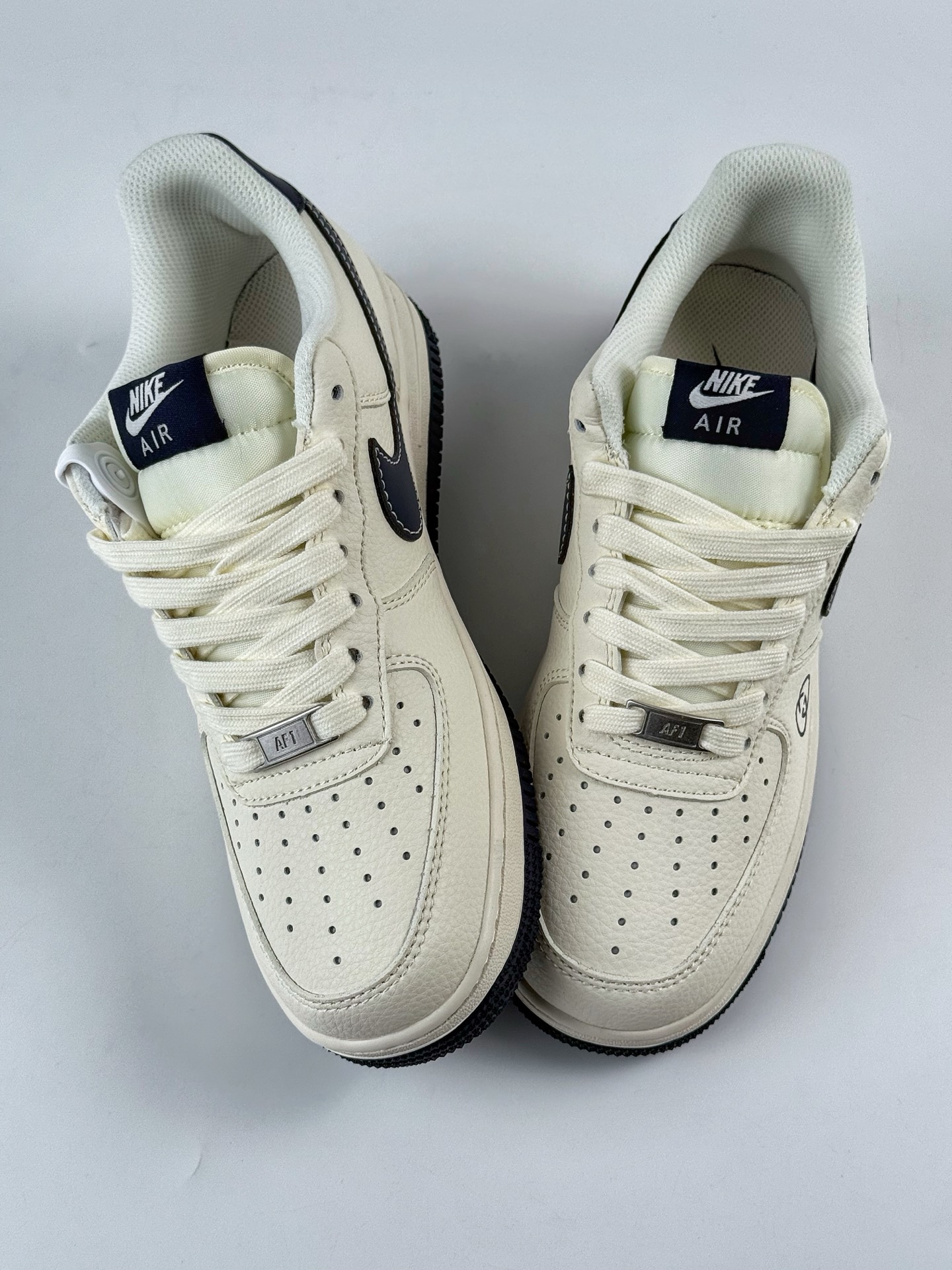 260 Nike Air Force 1 Low 07 x GUCCI 米黑 QW5836-006