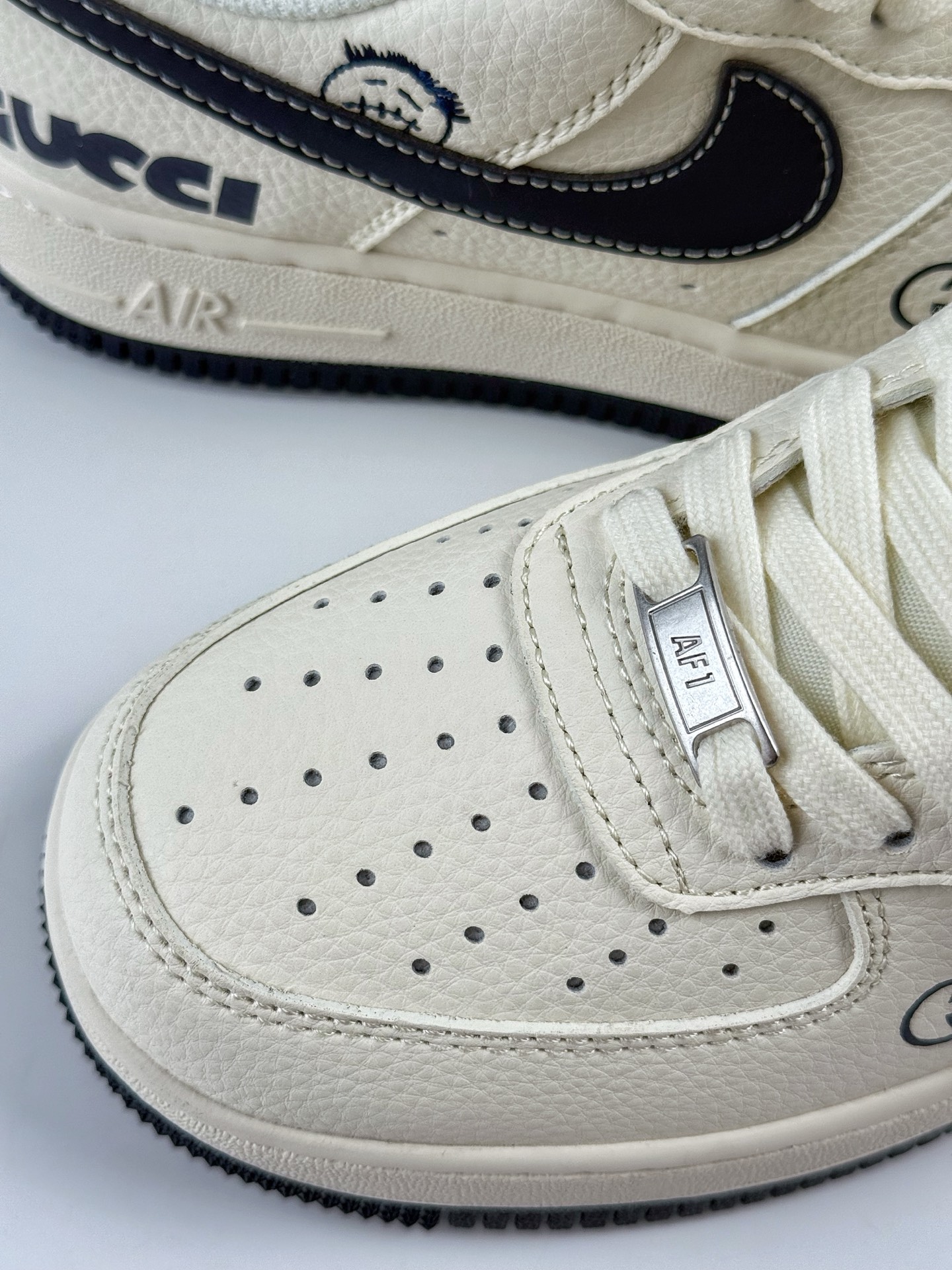 260 Nike Air Force 1 Low 07 x GUCCI 米黑 QW5836-006