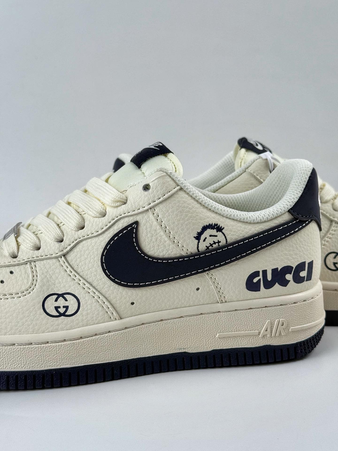 260 Nike Air Force 1 Low 07 x GUCCI 米黑 QW5836-006