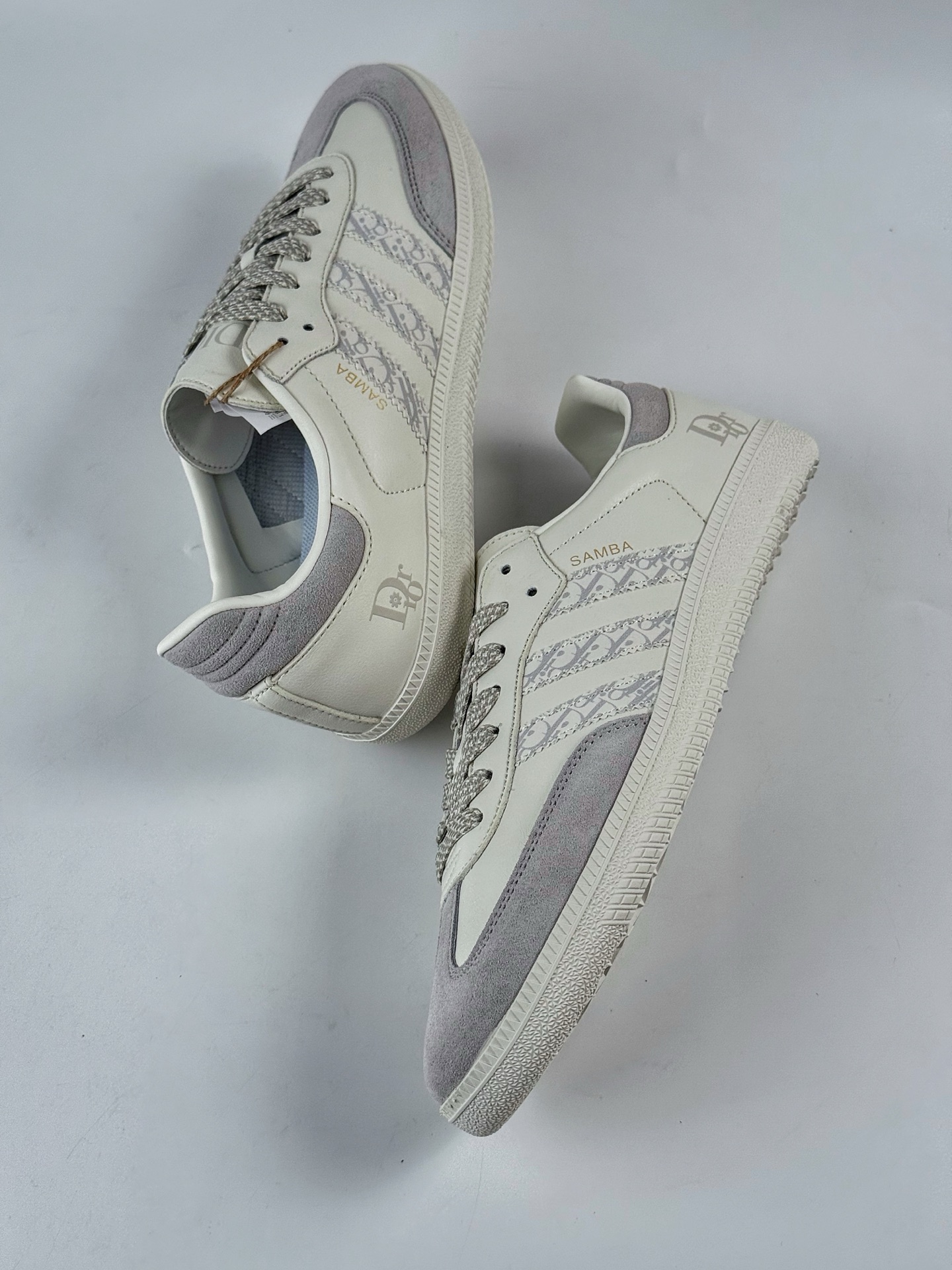 200 adidas originals Samba OG x DIOR 桑巴舞系列复古经典轻便板鞋 GJ75808-Chinese UA Cheap High Quatity Brand Clothes Bags handbags Sneakers wholesale wholesaler seller from China Factory suppliers Fashion Clothing Shoes best Quality Beautiful Price 200 adidas originals Samba OG x DIOR 桑巴舞系列复古经典轻便板鞋 GJ75808