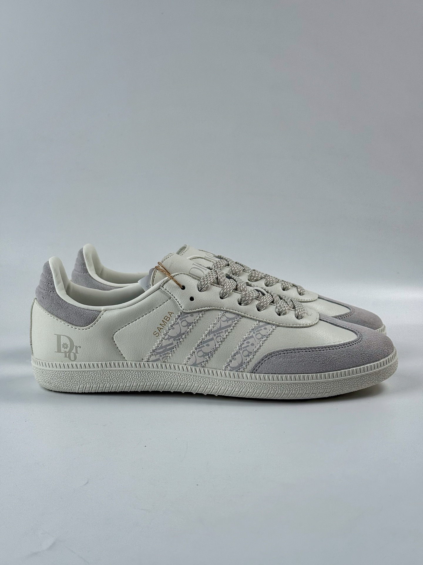 200 adidas originals Samba OG x DIOR 桑巴舞系列复古经典轻便板鞋 GJ75808-Chinese UA Cheap High Quatity Brand Clothes Bags handbags Sneakers wholesale wholesaler seller from China Factory suppliers Fashion Clothing Shoes best Quality Beautiful Price 200 adidas originals Samba OG x DIOR 桑巴舞系列复古经典轻便板鞋 GJ75808