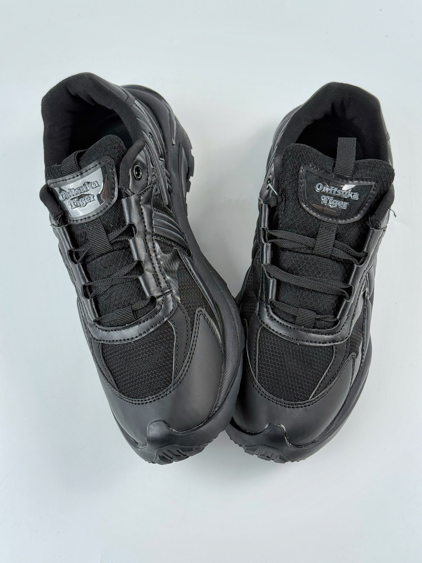 190 Onitsuka Tiger鬼塚虎 TIGTRAIL 舒适时尚 减震防滑 低帮 生活休闲鞋 1183C383-001-Chinese UA Cheap High Quatity Brand Clothes Bags handbags Sneakers wholesale wholesaler seller from China Factory suppliers Fashion Clothing Shoes best Quality Beautiful Price 190 Onitsuka Tiger鬼塚虎 TIGTRAIL 舒适时尚 减震防滑 低帮 生活休闲鞋 1183C383-001