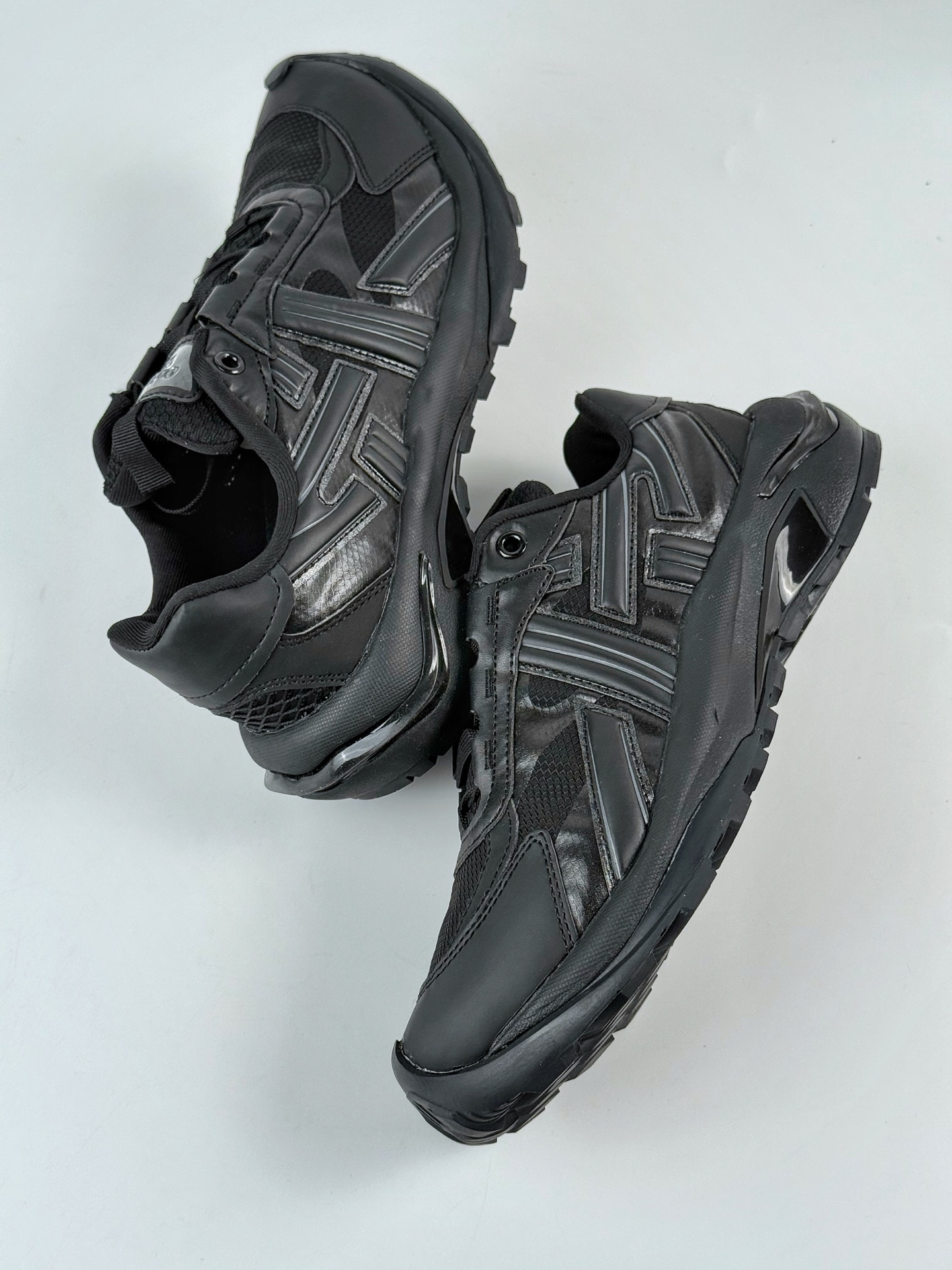 190 Onitsuka Tiger鬼塚虎 TIGTRAIL 舒适时尚 减震防滑 低帮 生活休闲鞋 1183C383-001-Chinese UA Cheap High Quatity Brand Clothes Bags handbags Sneakers wholesale wholesaler seller from China Factory suppliers Fashion Clothing Shoes best Quality Beautiful Price 190 Onitsuka Tiger鬼塚虎 TIGTRAIL 舒适时尚 减震防滑 低帮 生活休闲鞋 1183C383-001