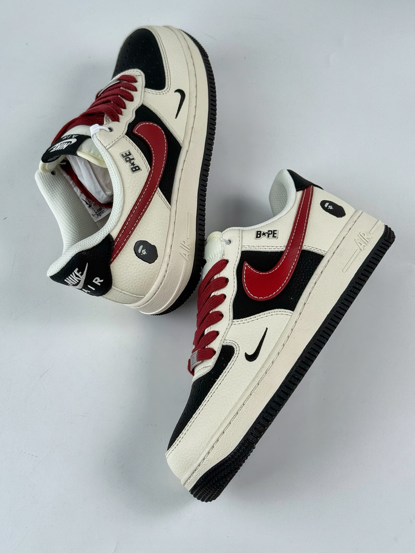 260 Nike Air Force 1 Low 07 x BAPE 白红小勾 QW5836-007