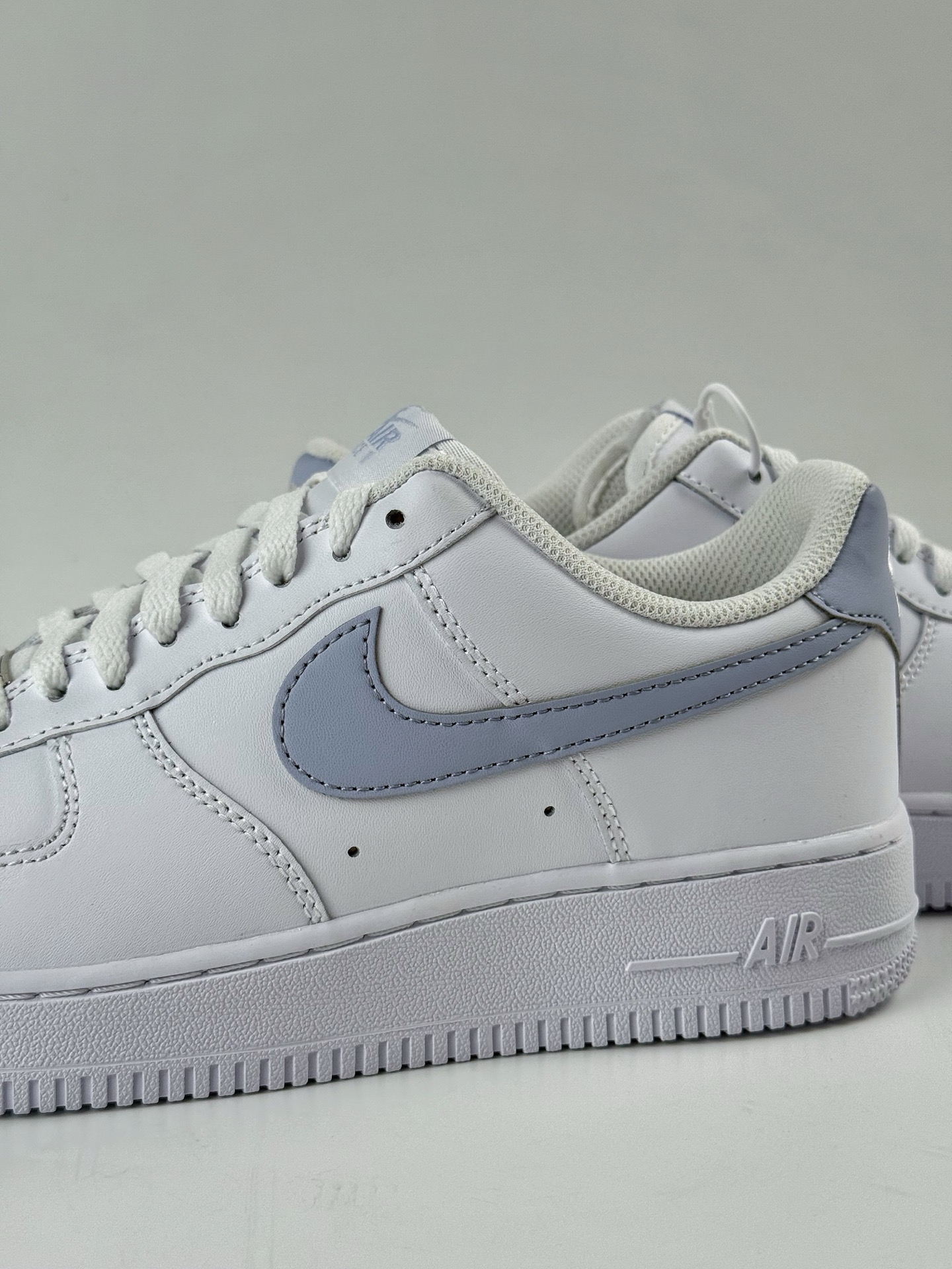 200 Nike Air Force 1 Low 07 白蓝色 FJ4146-117-Chinese UA Cheap High Quatity Brand Clothes Bags handbags Sneakers wholesale wholesaler seller from China Factory suppliers Fashion Clothing Shoes best Quality Beautiful Price 200 Nike Air Force 1 Low 07 白蓝色 FJ4146-117