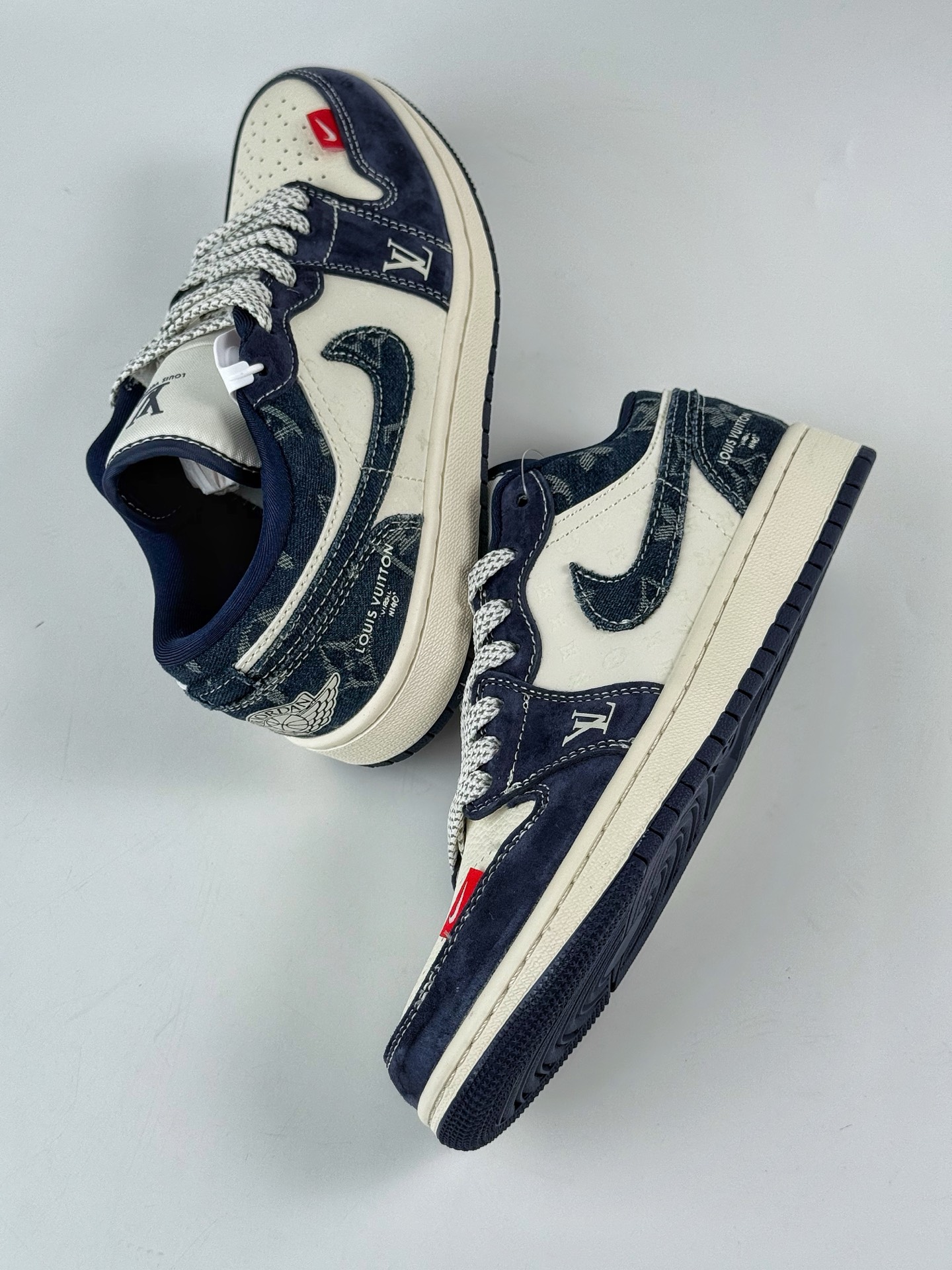 280 Air Jordan 1 Retro Low x Louis Vuitton 蓝白满天星 YX5066-368-Chinese UA Cheap High Quatity Brand Clothes Bags handbags Sneakers wholesale wholesaler seller from China Factory suppliers Fashion Clothing Shoes best Quality Beautiful Price 280 Air Jordan 1 Retro Low x Louis Vuitton 蓝白满天星 YX5066-368