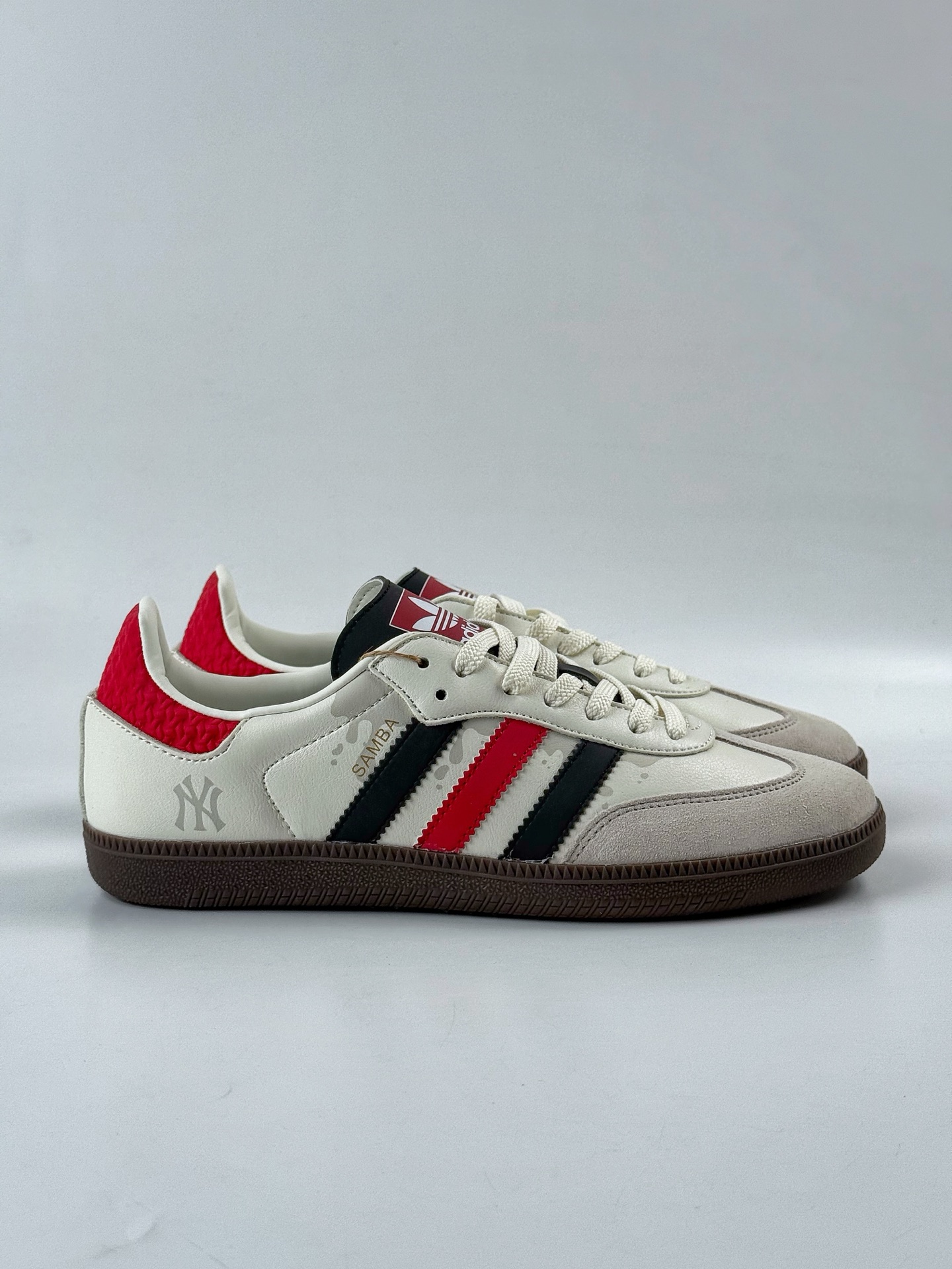 200 adidas originals Samba OG x MLB 桑巴舞系列复古经典轻便板鞋 GJ75812-Chinese UA Cheap High Quatity Brand Clothes Bags handbags Sneakers wholesale wholesaler seller from China Factory suppliers Fashion Clothing Shoes best Quality Beautiful Price 200 adidas originals Samba OG x MLB 桑巴舞系列复古经典轻便板鞋 GJ75812