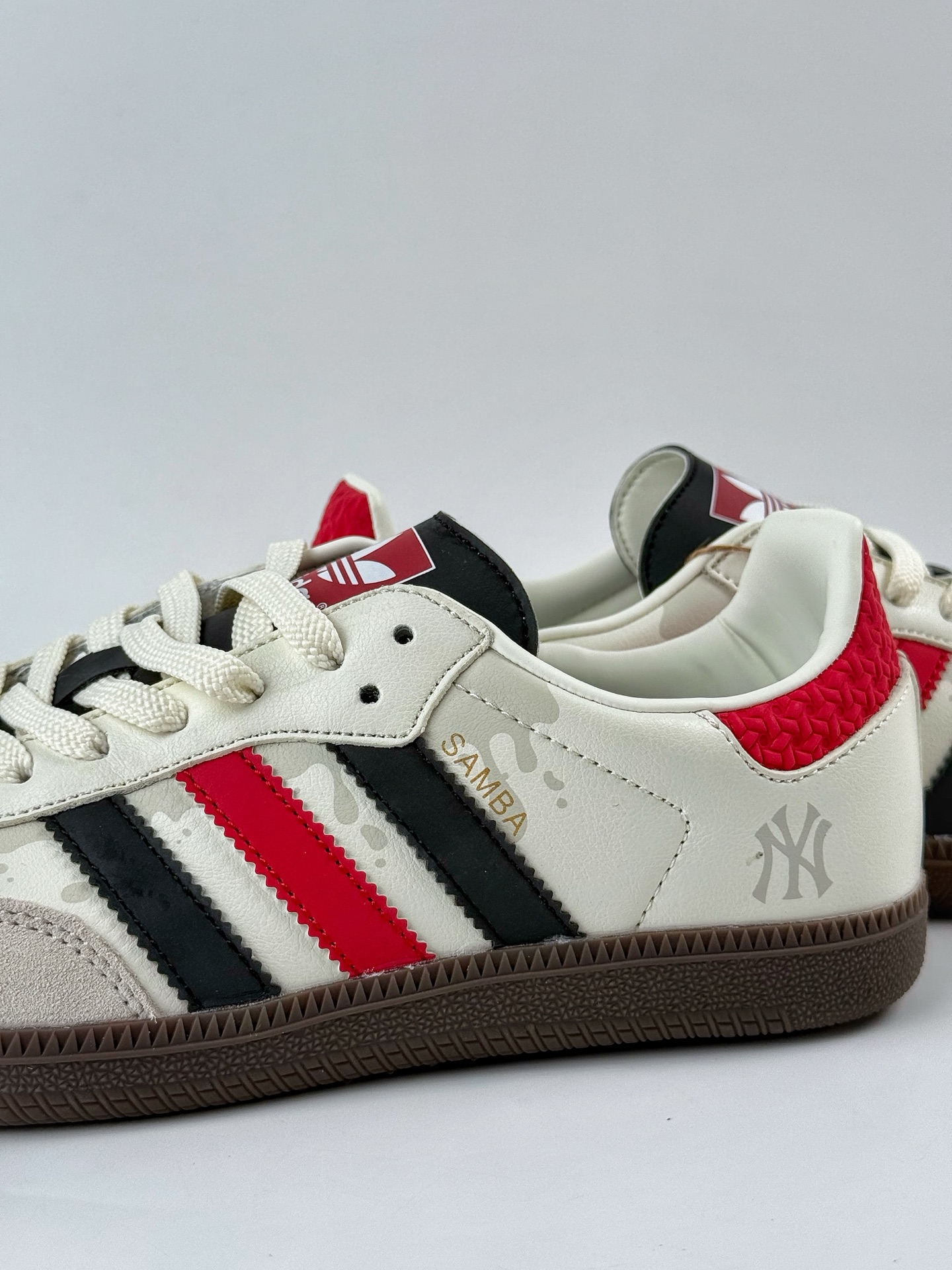 200 adidas originals Samba OG x MLB 桑巴舞系列复古经典轻便板鞋 GJ75812-Chinese UA Cheap High Quatity Brand Clothes Bags handbags Sneakers wholesale wholesaler seller from China Factory suppliers Fashion Clothing Shoes best Quality Beautiful Price 200 adidas originals Samba OG x MLB 桑巴舞系列复古经典轻便板鞋 GJ75812