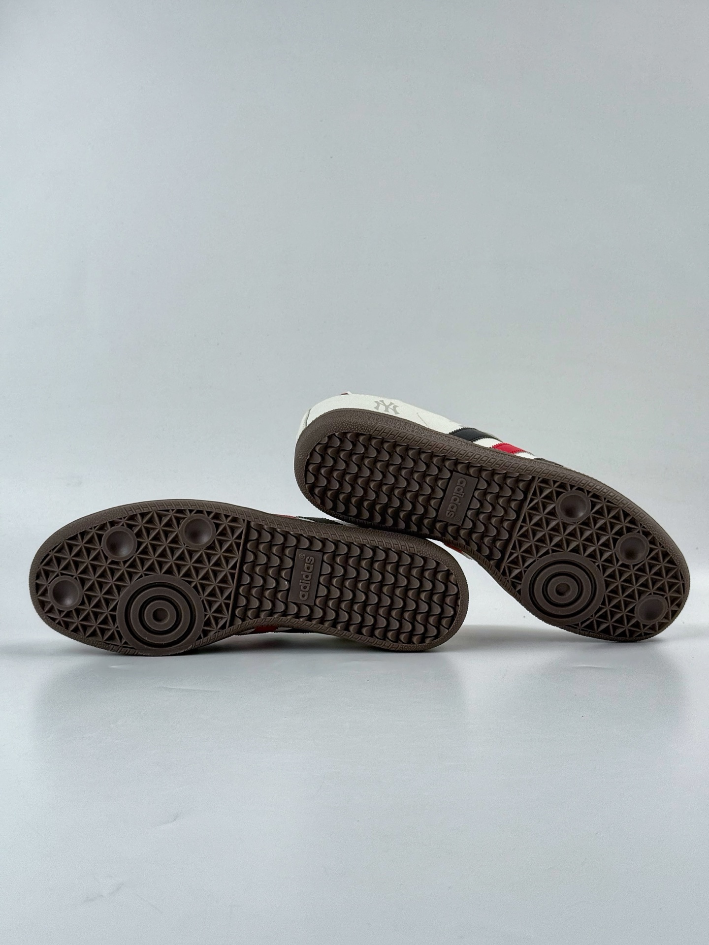 200 adidas originals Samba OG x MLB 桑巴舞系列复古经典轻便板鞋 GJ75812-Chinese UA Cheap High Quatity Brand Clothes Bags handbags Sneakers wholesale wholesaler seller from China Factory suppliers Fashion Clothing Shoes best Quality Beautiful Price 200 adidas originals Samba OG x MLB 桑巴舞系列复古经典轻便板鞋 GJ75812