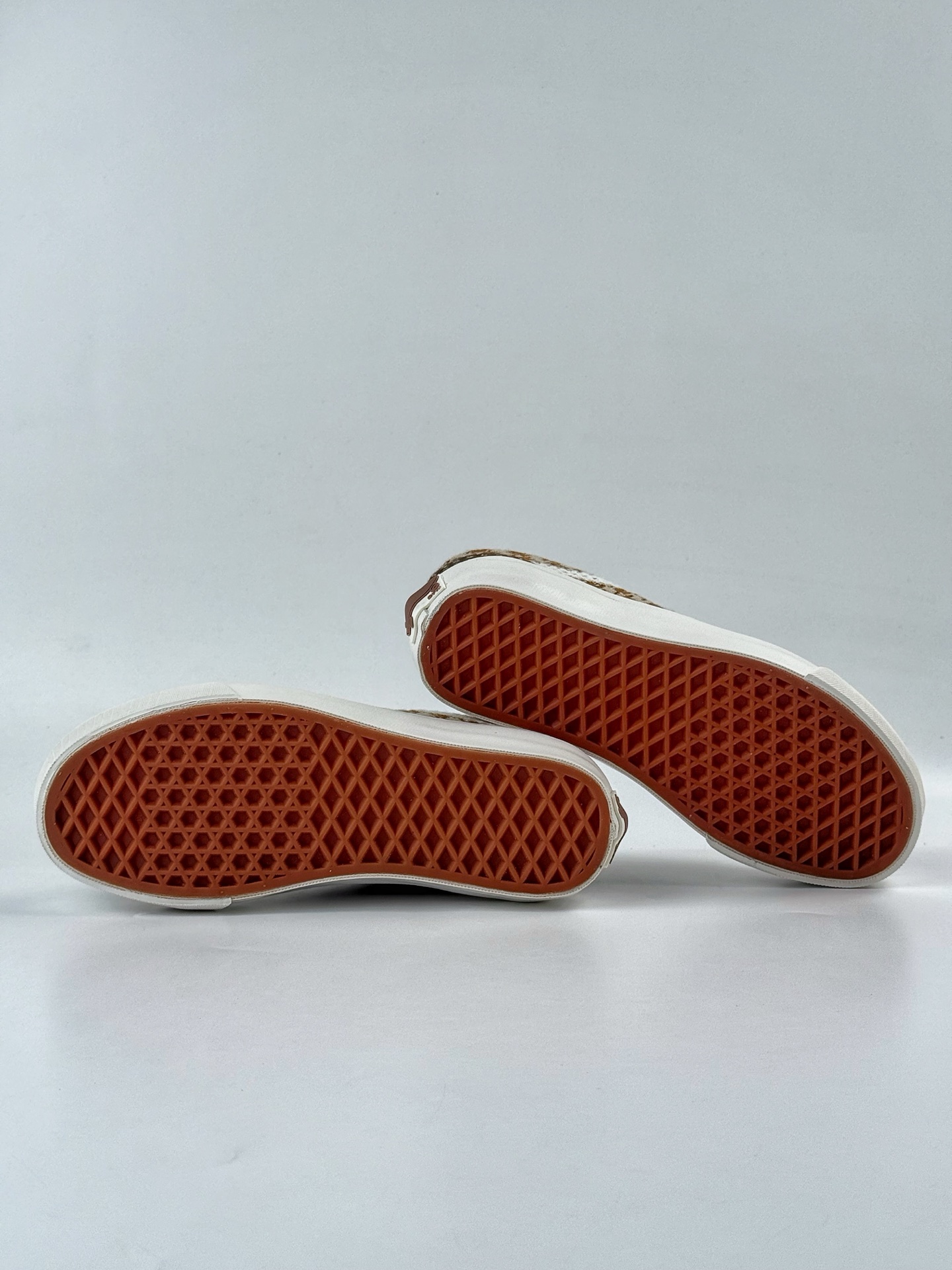 150 Vans OTW Old Skool 36 男女低帮复古针织网面棋盘格透气滑板鞋-Chinese UA Cheap High Quatity Brand Clothes Bags handbags Sneakers wholesale wholesaler seller from China Factory suppliers Fashion Clothing Shoes best Quality Beautiful Price 150 Vans OTW Old Skool 36 男女低帮复古针织网面棋盘格透气滑板鞋