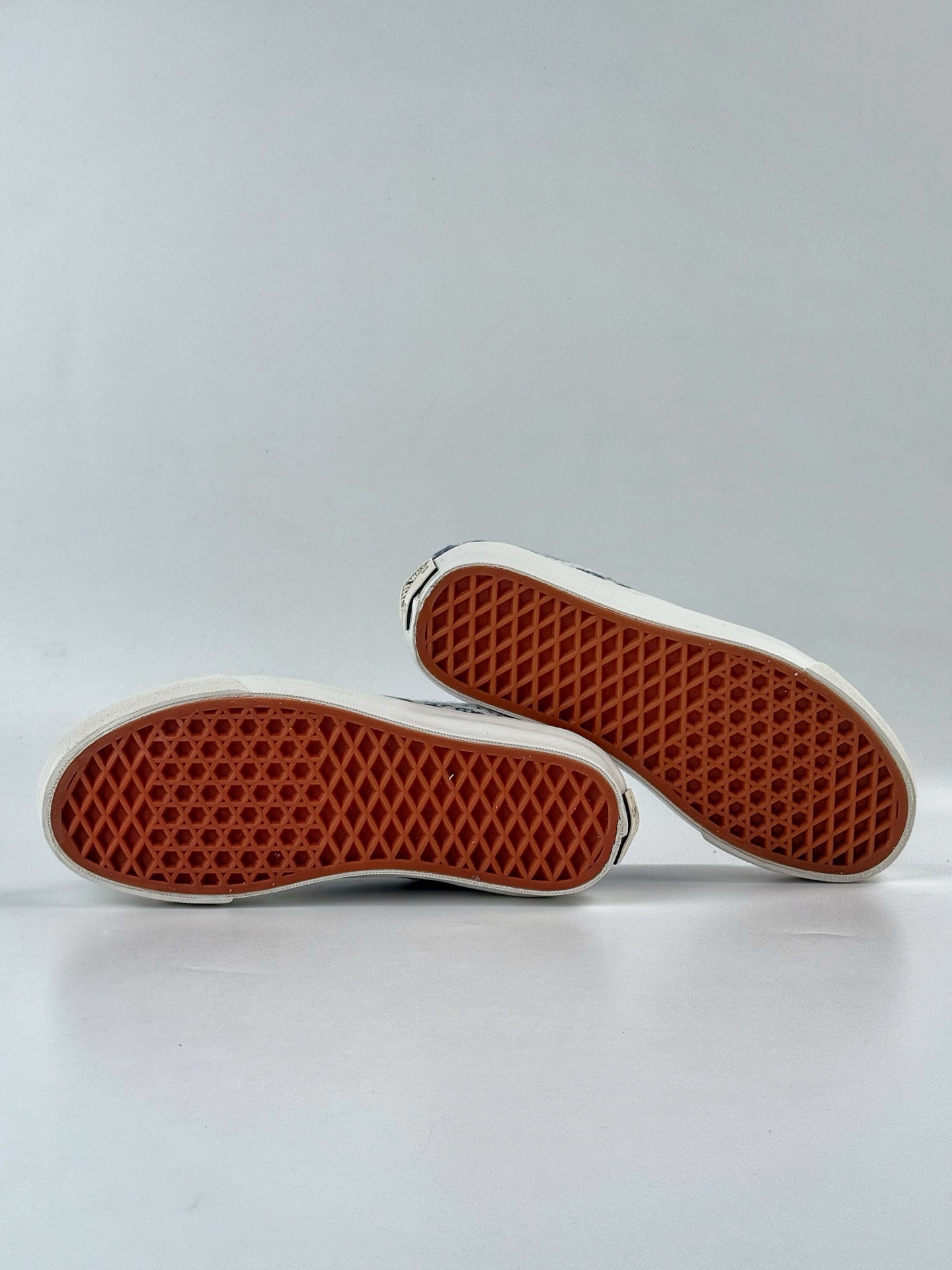 150 Vans OTW Old Skool 36 男女低帮复古针织网面棋盘格透气滑板鞋 VN000D8HEBRYK-Chinese UA Cheap High Quatity Brand Clothes Bags handbags Sneakers wholesale wholesaler seller from China Factory suppliers Fashion Clothing Shoes best Quality Beautiful Price 150 Vans OTW Old Skool 36 男女低帮复古针织网面棋盘格透气滑板鞋 VN000D8HEBRYK