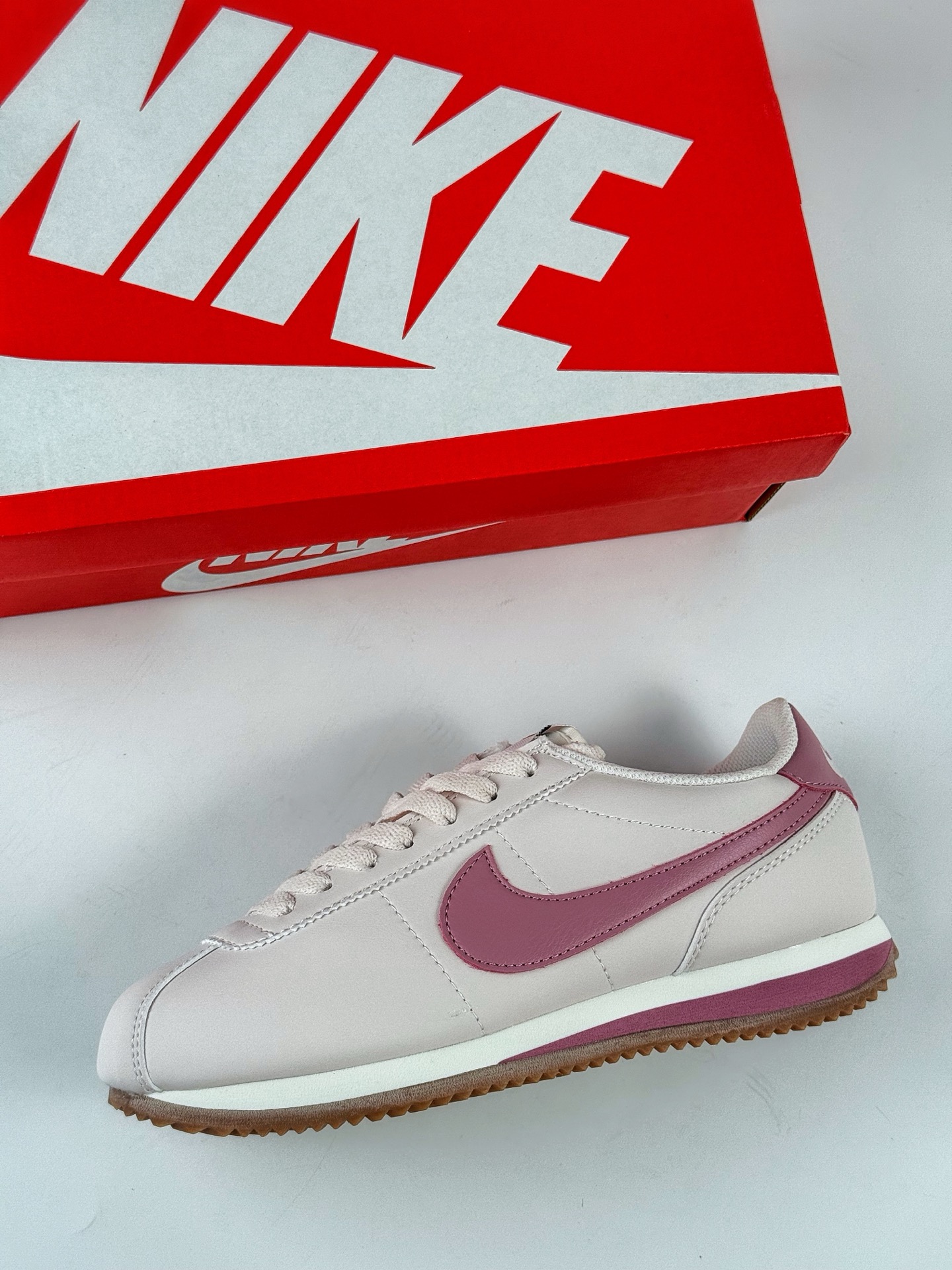 140 Nike Classic Cortez SE 经典阿甘 经典版型 DN1791-666-Chinese UA Cheap High Quatity Brand Clothes Bags handbags Sneakers wholesale wholesaler seller from China Factory suppliers Fashion Clothing Shoes best Quality Beautiful Price 140 Nike Classic Cortez SE 经典阿甘 经典版型 DN1791-666