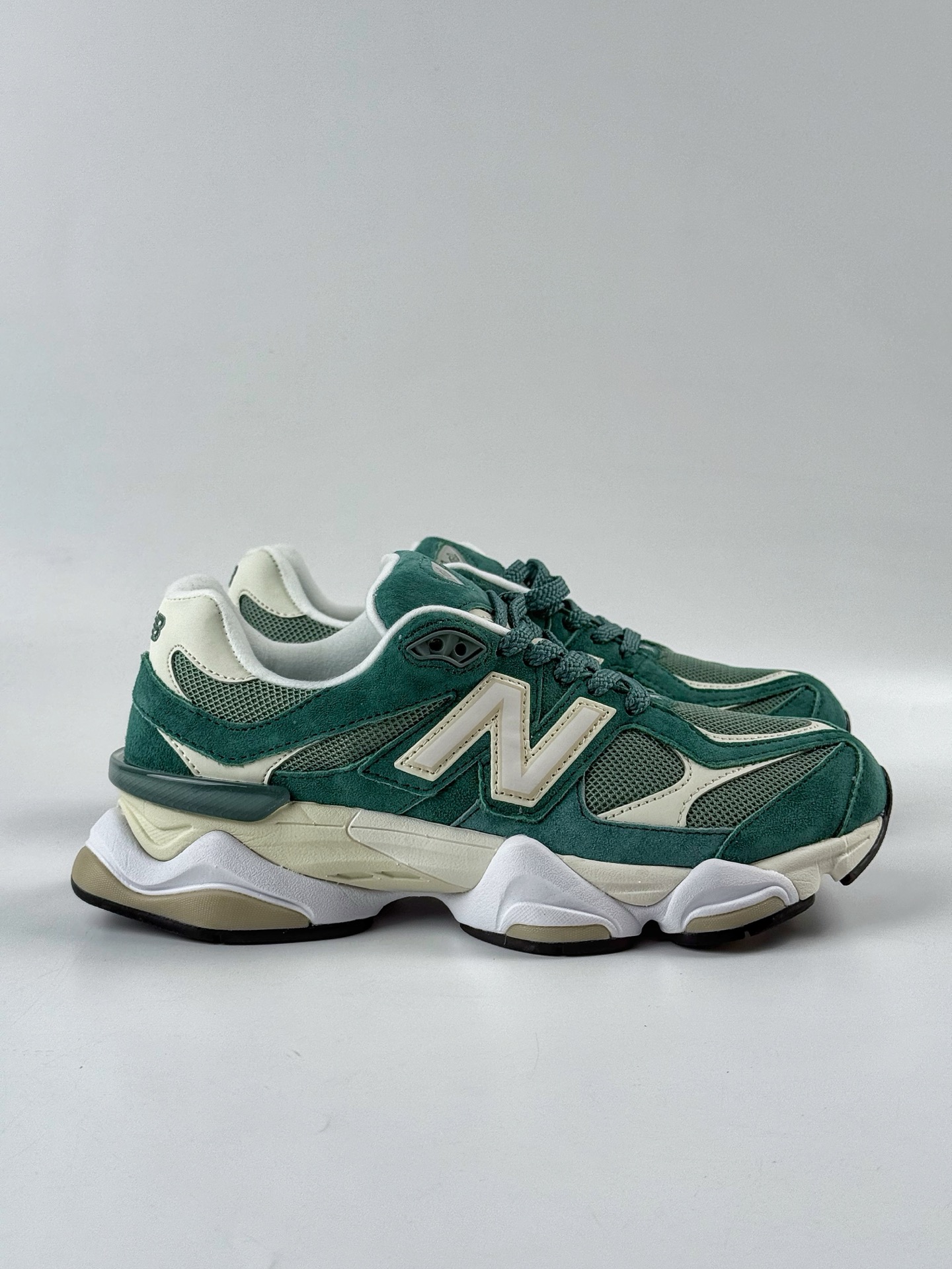 220 Joe Freshgoods x New Balance 版本 NB9060 联名款 复古休闲运动慢跑鞋 U9060EEK-Chinese UA Cheap High Quatity Brand Clothes Bags handbags Sneakers wholesale wholesaler seller from China Factory suppliers Fashion Clothing Shoes best Quality Beautiful Price 220 Joe Freshgoods x New Balance 版本 NB9060 联名款 复古休闲运动慢跑鞋 U9060EEK