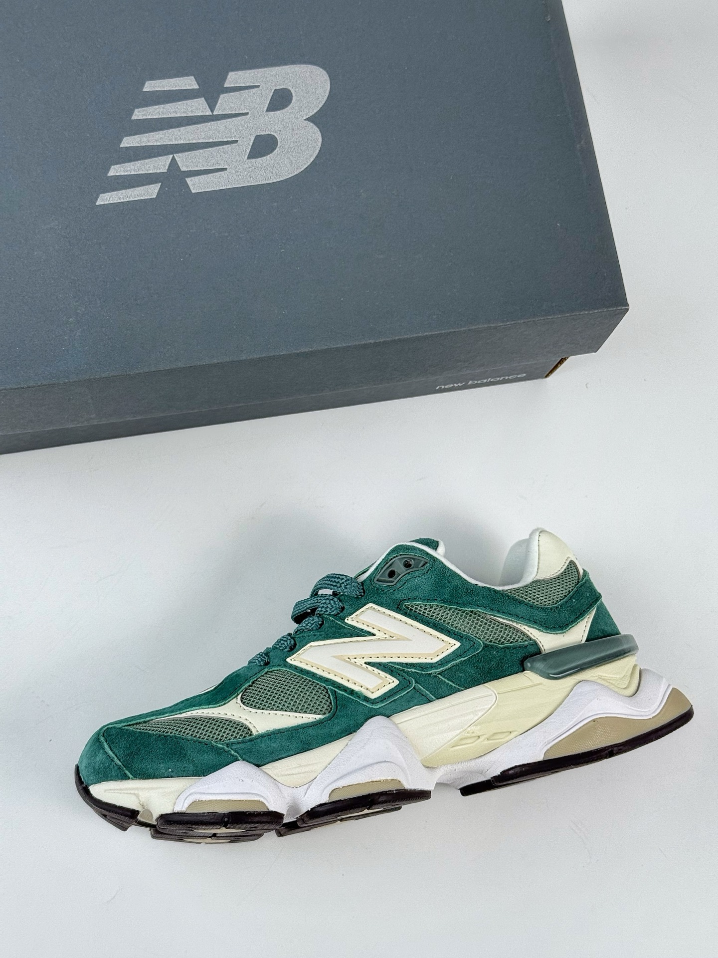 220 Joe Freshgoods x New Balance 版本 NB9060 联名款 复古休闲运动慢跑鞋 U9060EEK-Chinese UA Cheap High Quatity Brand Clothes Bags handbags Sneakers wholesale wholesaler seller from China Factory suppliers Fashion Clothing Shoes best Quality Beautiful Price 220 Joe Freshgoods x New Balance 版本 NB9060 联名款 复古休闲运动慢跑鞋 U9060EEK