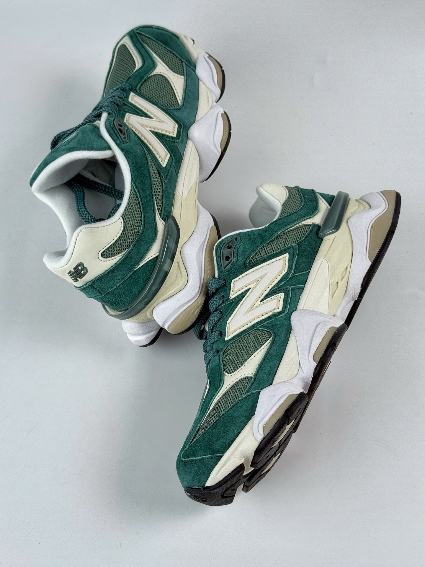 220 Joe Freshgoods x New Balance 版本 NB9060 联名款 复古休闲运动慢跑鞋 U9060EEK-Chinese UA Cheap High Quatity Brand Clothes Bags handbags Sneakers wholesale wholesaler seller from China Factory suppliers Fashion Clothing Shoes best Quality Beautiful Price 220 Joe Freshgoods x New Balance 版本 NB9060 联名款 复古休闲运动慢跑鞋 U9060EEK