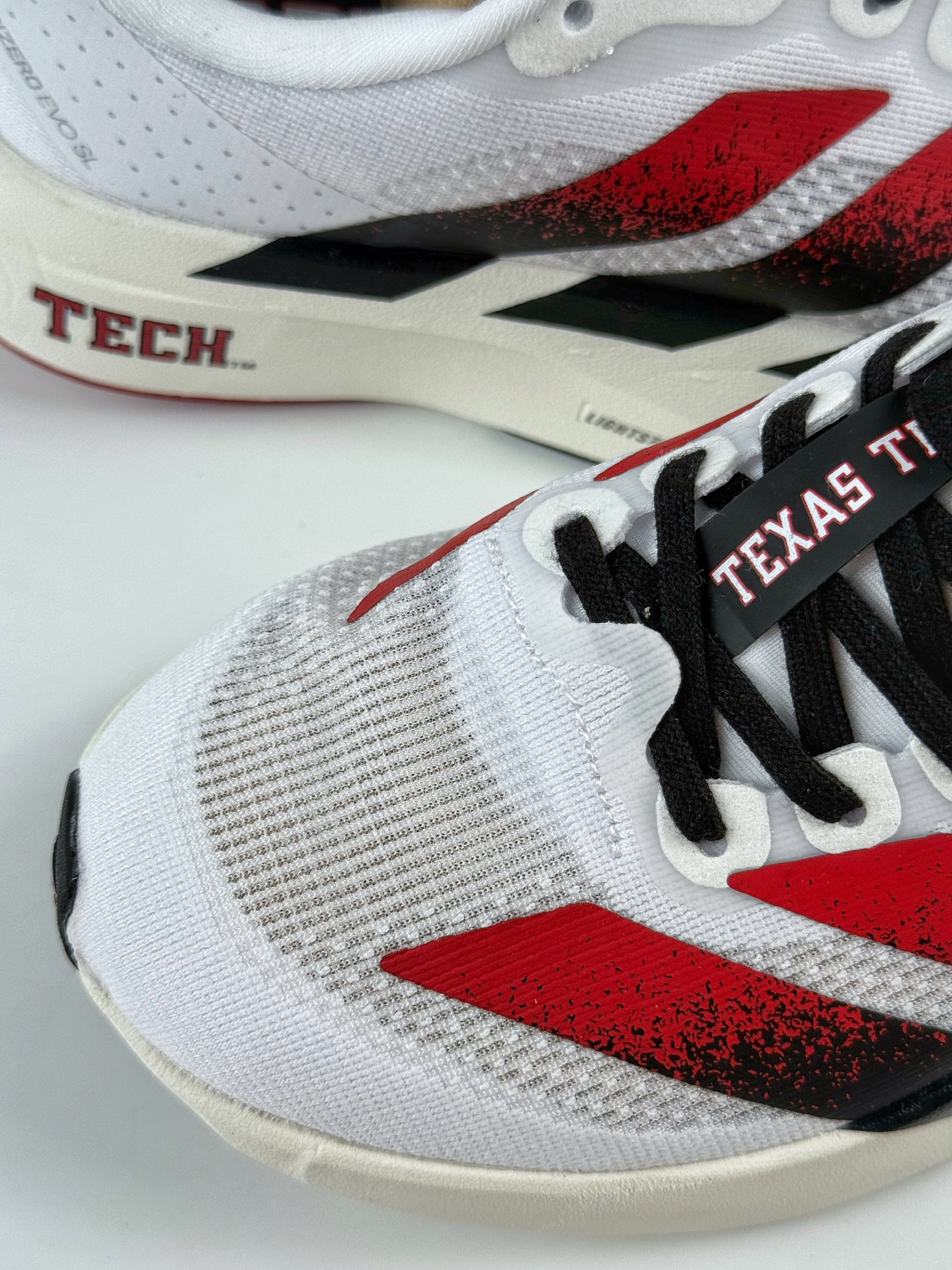 190 Ad Adizero Evo SL M 阿迪超轻透气缓震跑鞋 JQ4569