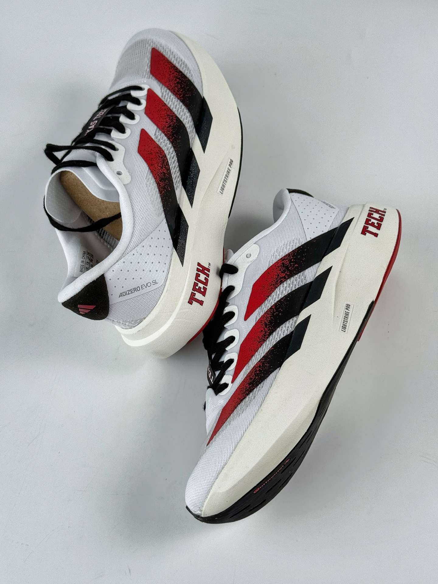 190 Ad Adizero Evo SL M 阿迪超轻透气缓震跑鞋 JQ4569