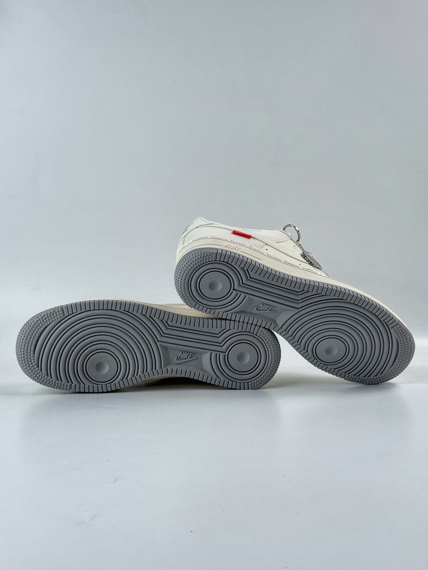 260 Nike Air Force 1 Low 07 x superme 米白灰满天星 XX3168-205