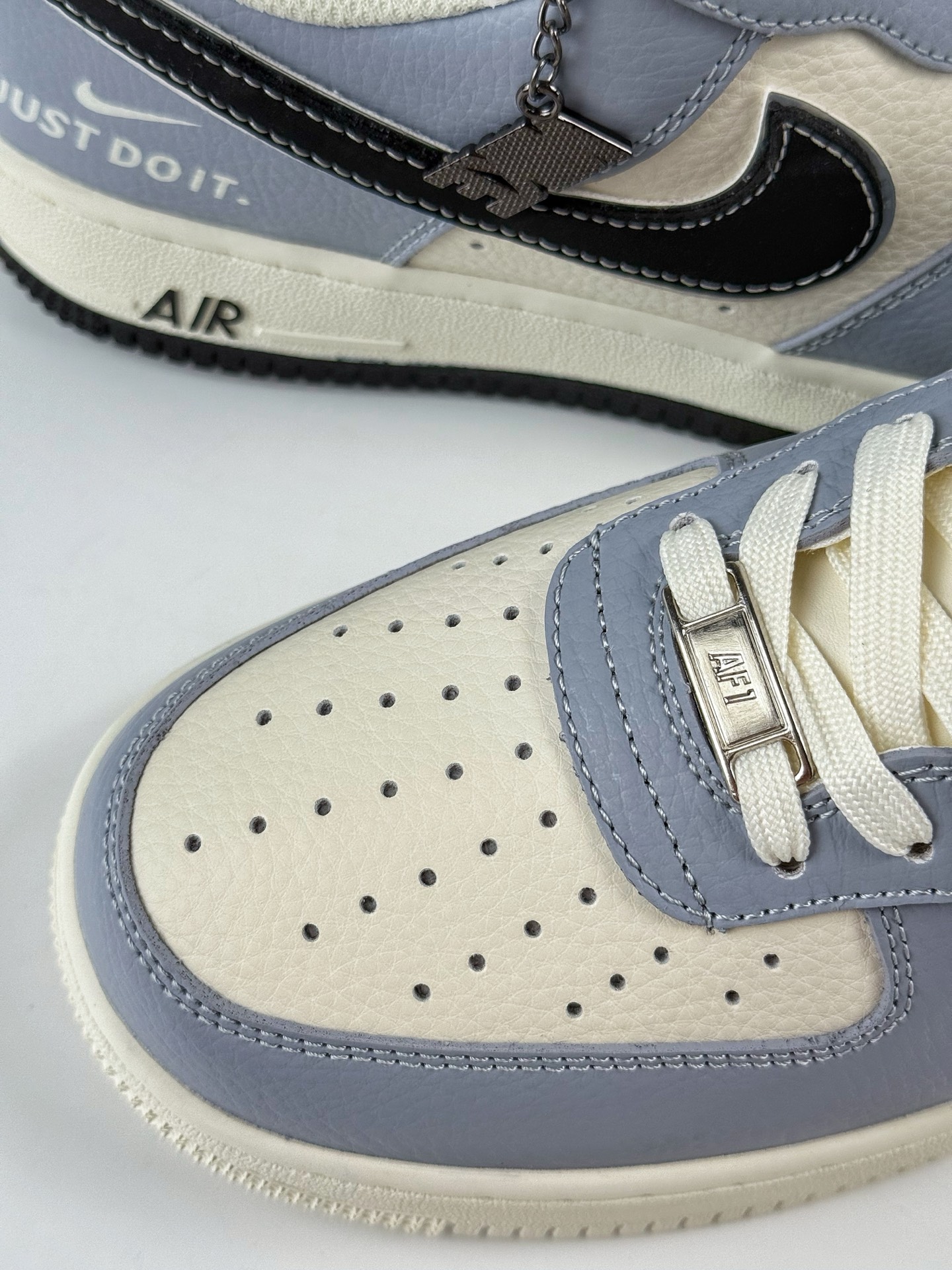 260 Nike Air Force 1 Low 07 x Just Do It 蓝白 CS5288-023-Chinese UA Cheap High Quatity Brand Clothes Bags handbags Sneakers wholesale wholesaler seller from China Factory suppliers Fashion Clothing Shoes best Quality Beautiful Price 260 Nike Air Force 1 Low 07 x Just Do It 蓝白 CS5288-023