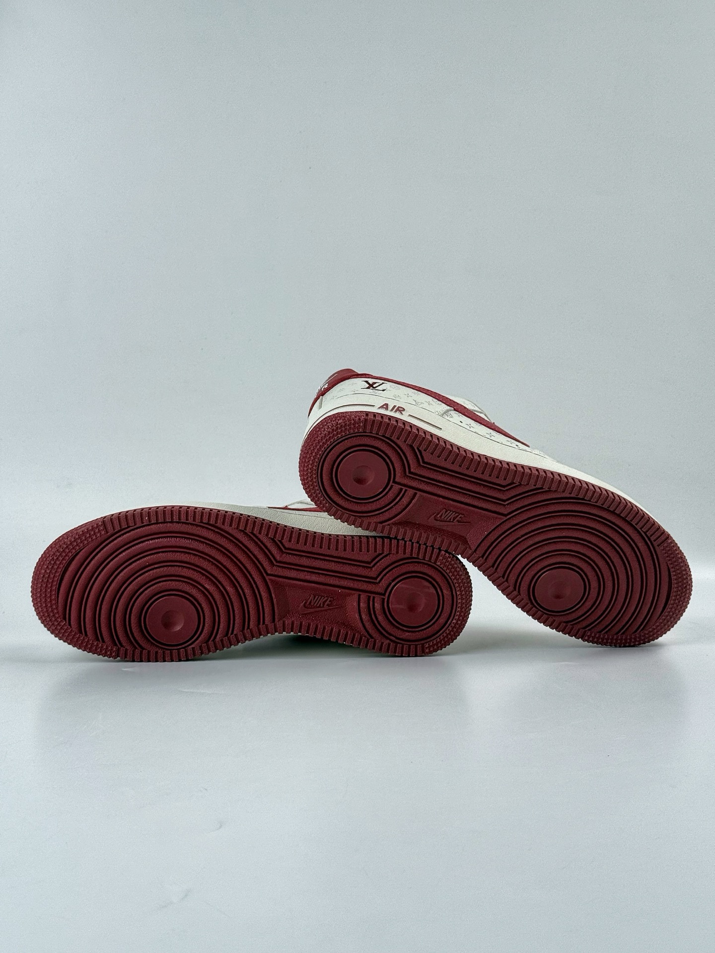 260 Nike Air Force 1 Low 07 x Louis Vuitton 白红小勾 LW9279-015-Chinese UA Cheap High Quatity Brand Clothes Bags handbags Sneakers wholesale wholesaler seller from China Factory suppliers Fashion Clothing Shoes best Quality Beautiful Price 260 Nike Air Force 1 Low 07 x Louis Vuitton 白红小勾 LW9279-015