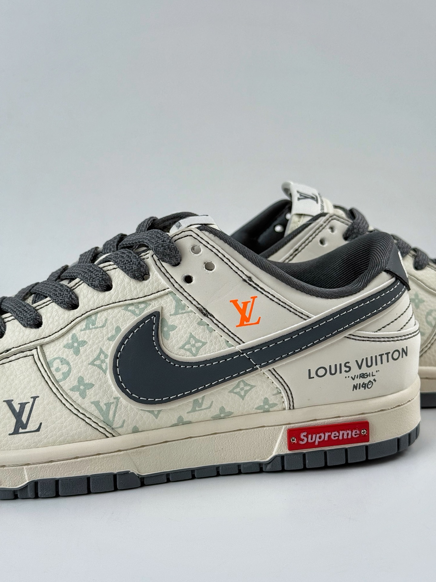 280 Nike SB Dunk Low x Louis Vuitton 白灰小勾满天星 YX5066-363