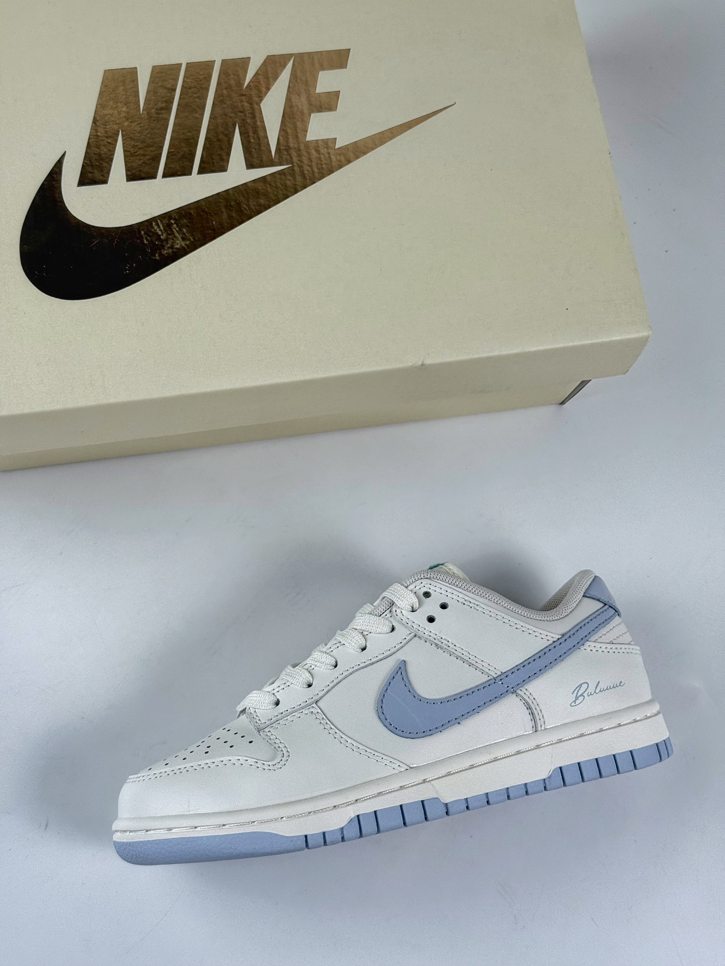 250 NIKE SB Dunk Low x Just Do It 白蓝 WB0510-067