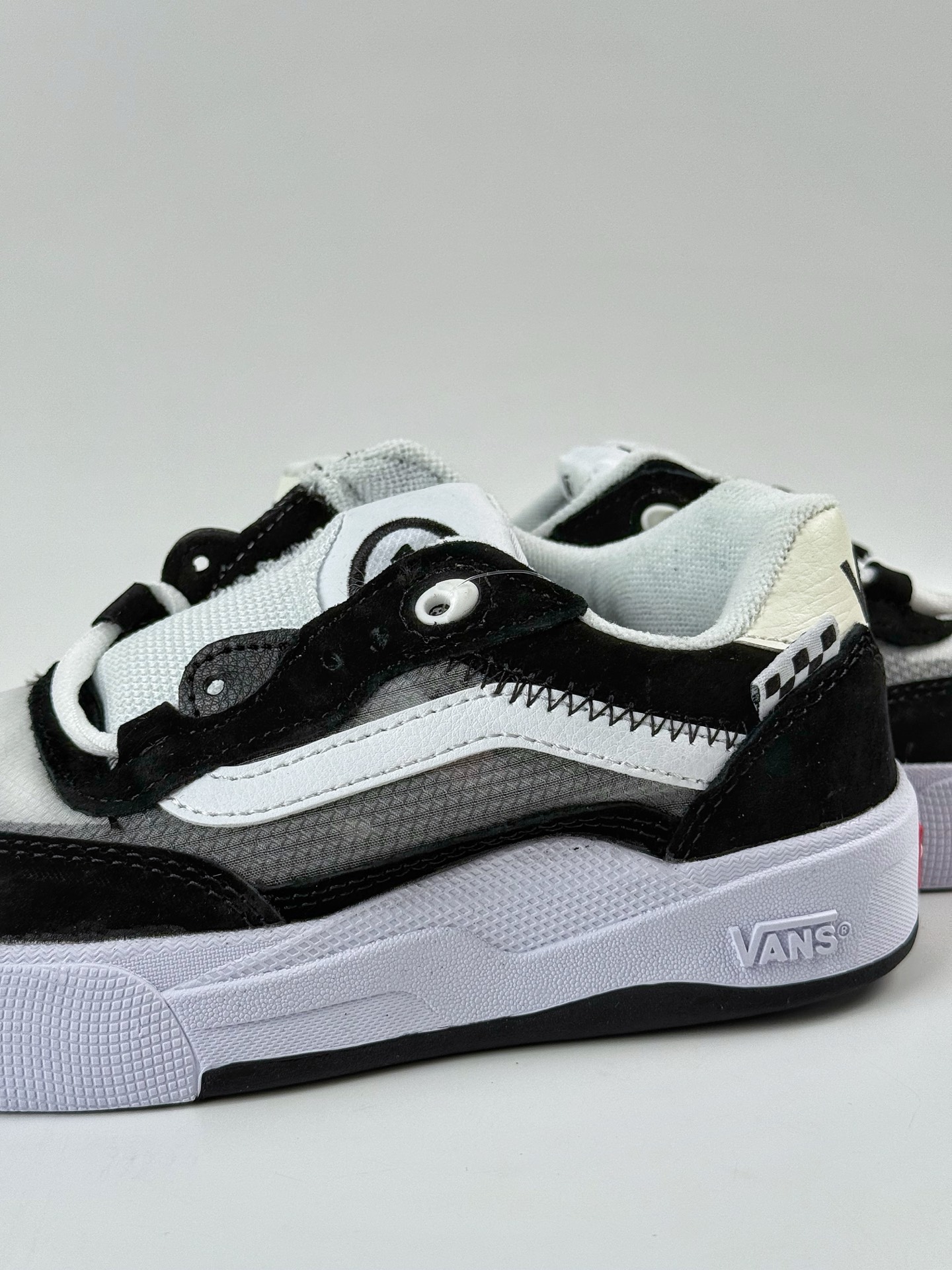 150 Vans Wayvee 耐磨低帮板鞋 韩国代购范斯专业缓震低帮滑板 VN0A5JIABMX1YK