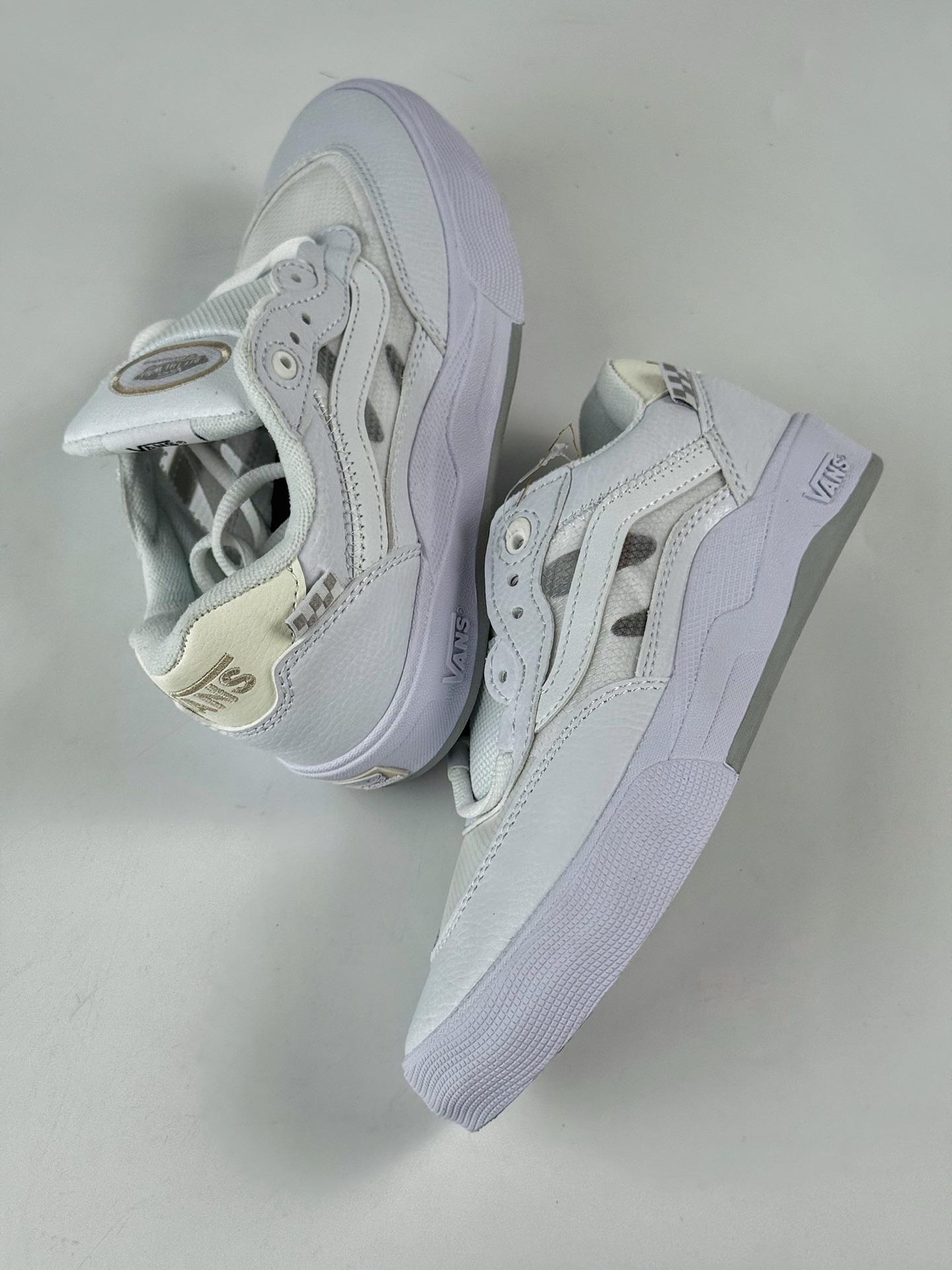 150 Vans Wayvee 耐磨低帮板鞋 韩国代购范斯专业缓震低帮滑板 VN0A5JIAWWWYK