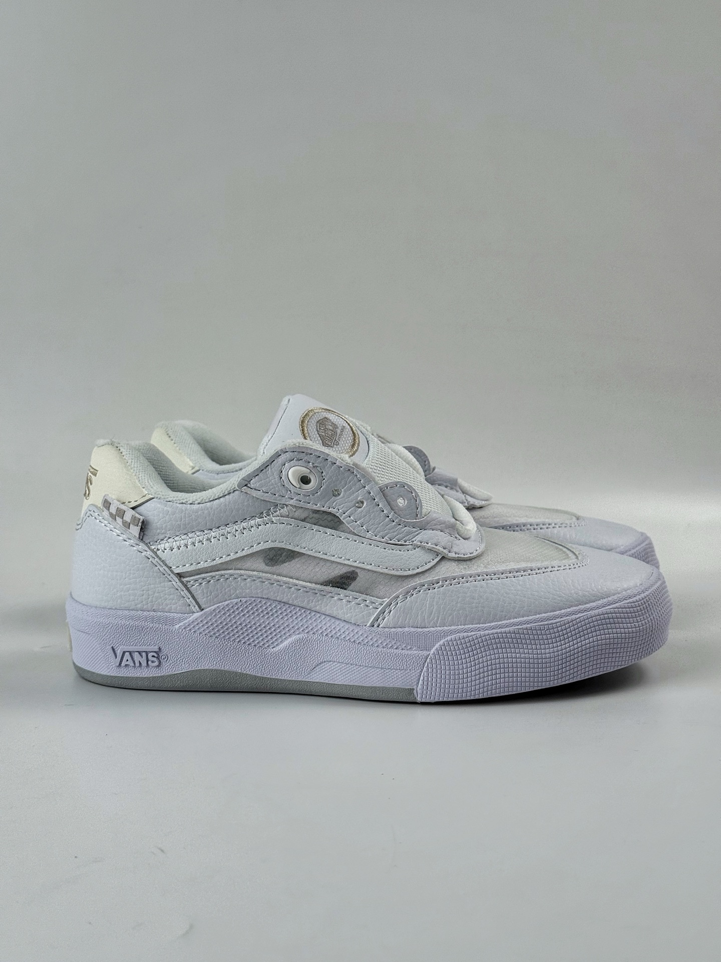 150 Vans Wayvee 耐磨低帮板鞋 韩国代购范斯专业缓震低帮滑板 VN0A5JIAWWWYK