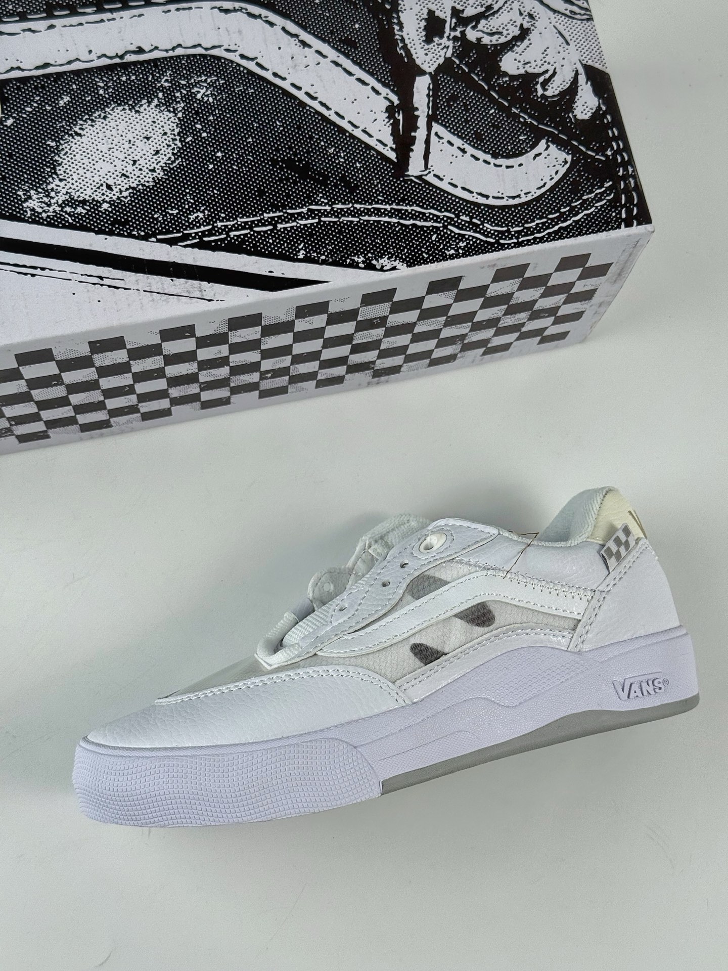 150 Vans Wayvee 耐磨低帮板鞋 韩国代购范斯专业缓震低帮滑板 VN0A5JIAWWWYK