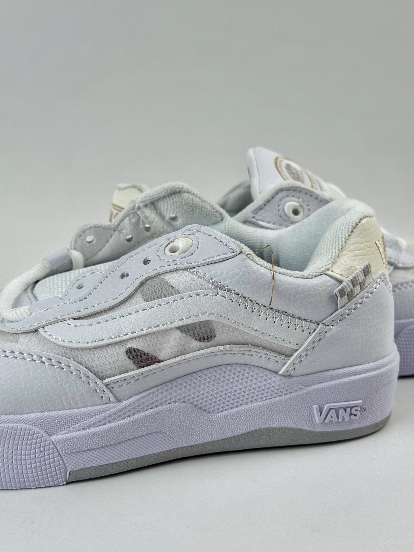 150 Vans Wayvee 耐磨低帮板鞋 韩国代购范斯专业缓震低帮滑板 VN0A5JIAWWWYK