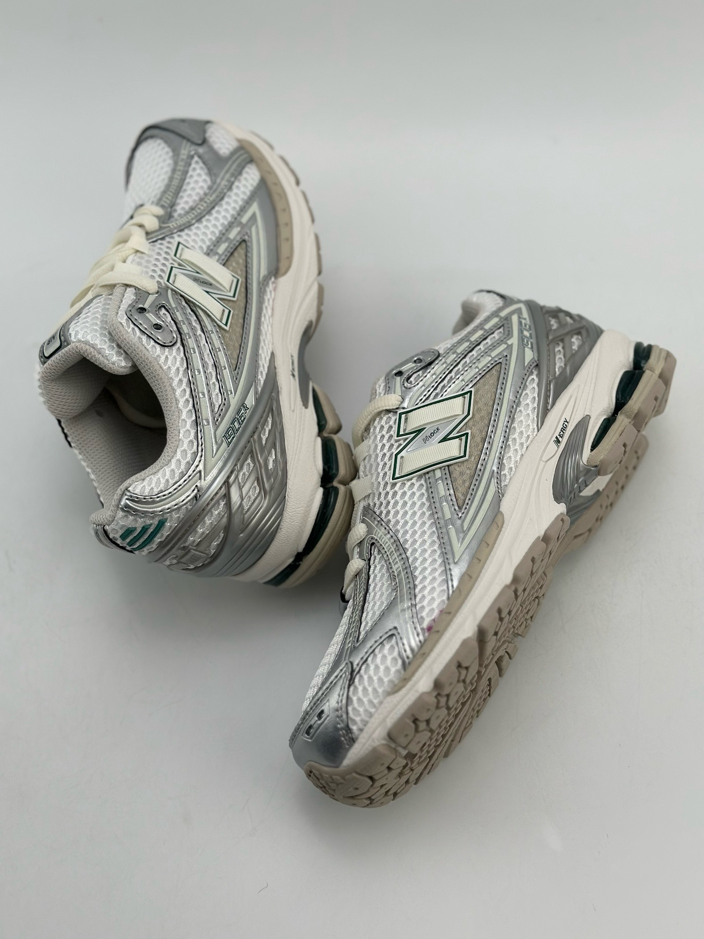 190 New Balance M1906系列 复古单品宝藏老爹鞋款 M1906REE