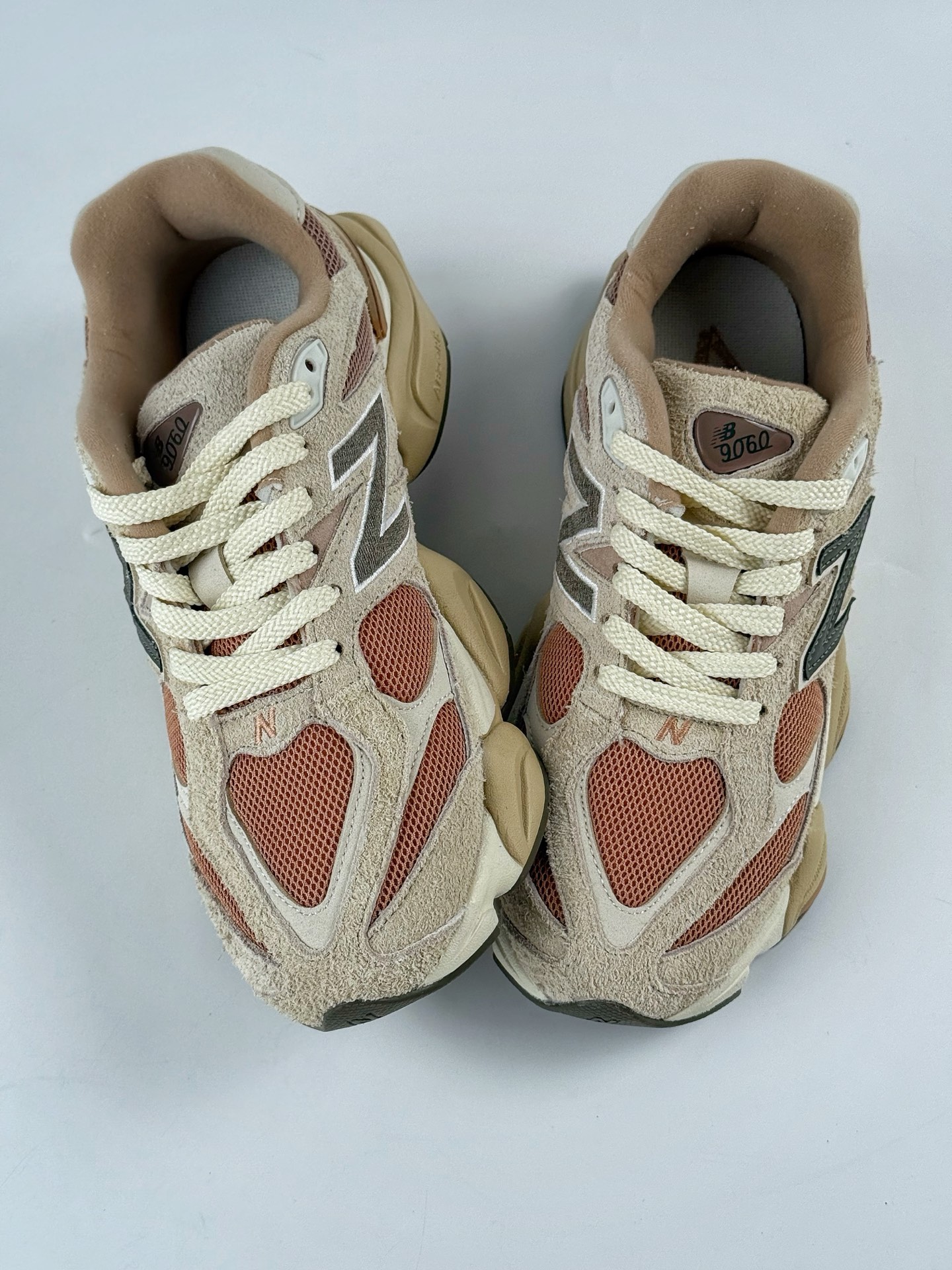 210 Joe Freshgoods x New Balance 版本 NB9060 联名款 复古休闲运动慢跑鞋 U9060CWF