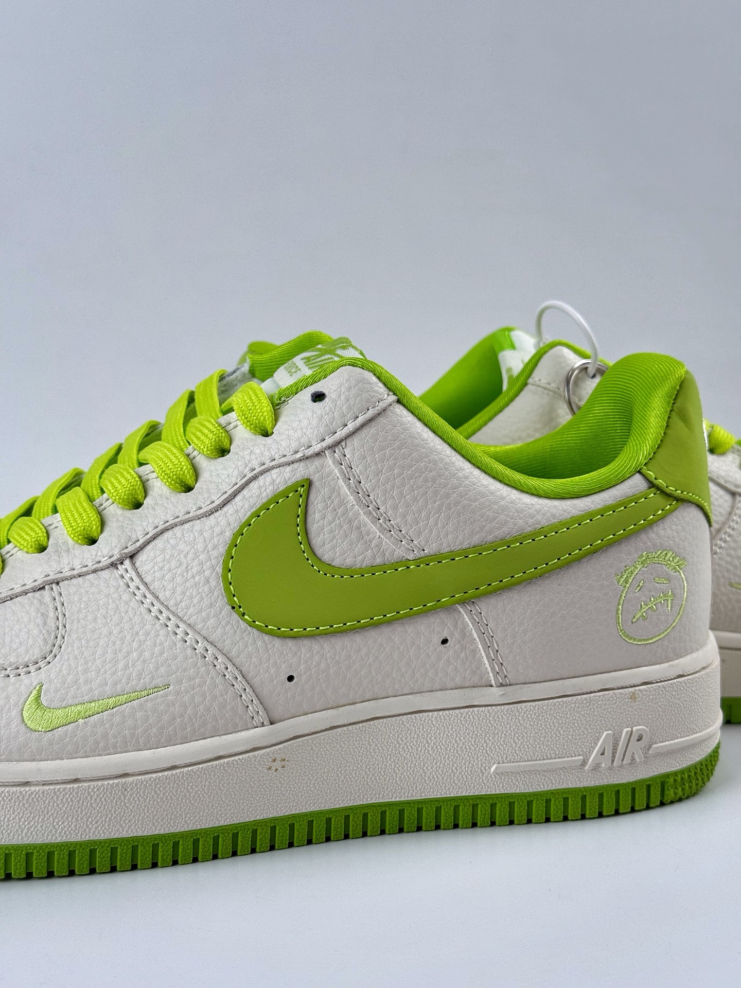 260 Nike Air Force 1 Low 07 青苹果小勾 DF0188-070