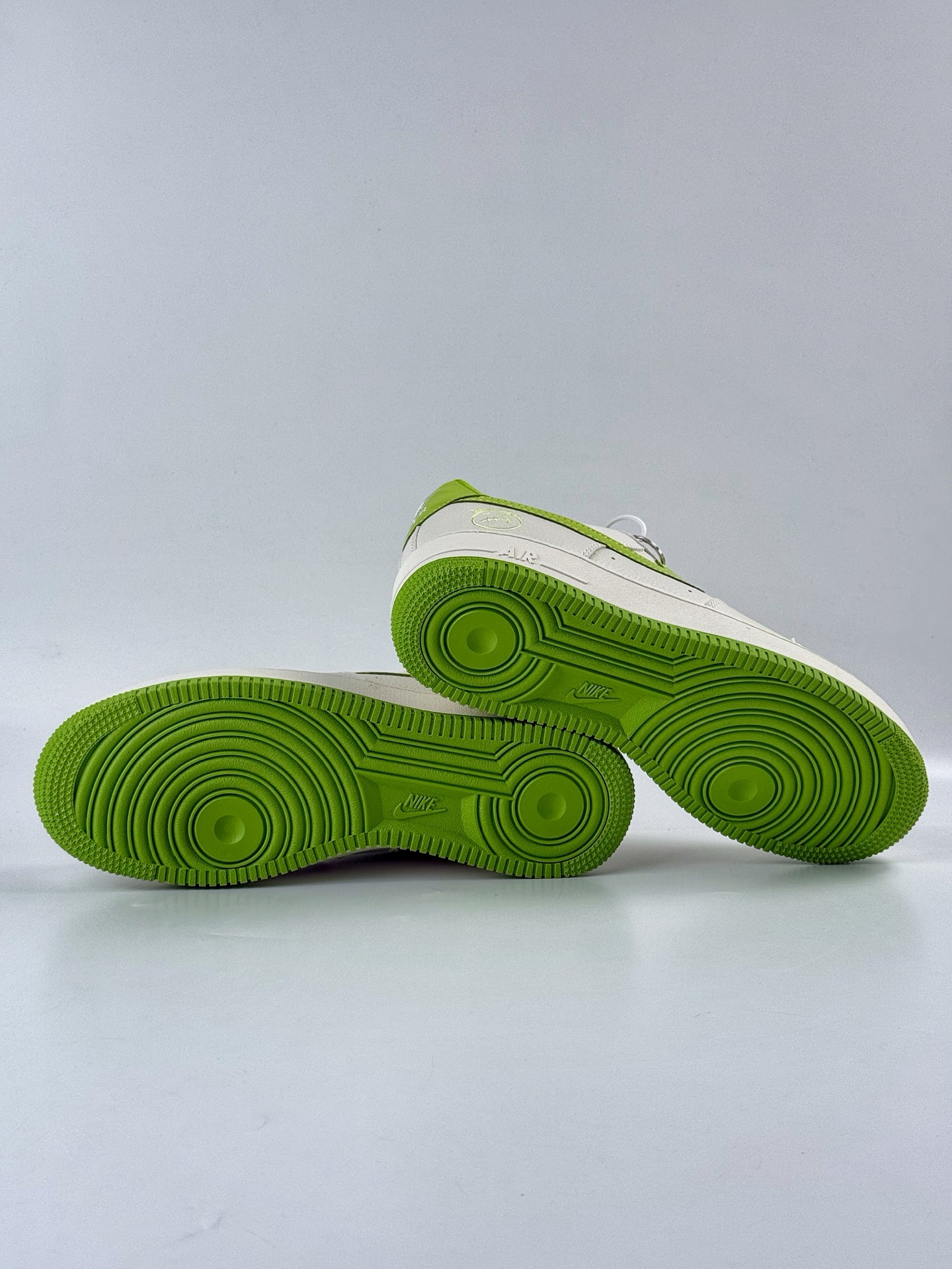 260 Nike Air Force 1 Low 07 青苹果小勾 DF0188-070