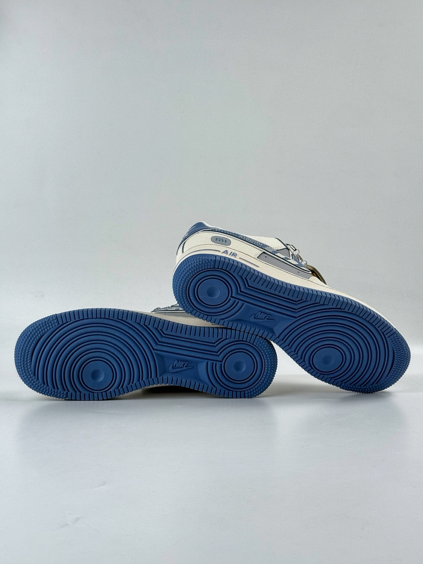 260 Nike Air Force 1 Low 07 x XIAOMIYU7 米白灰满天星 XX3168-218