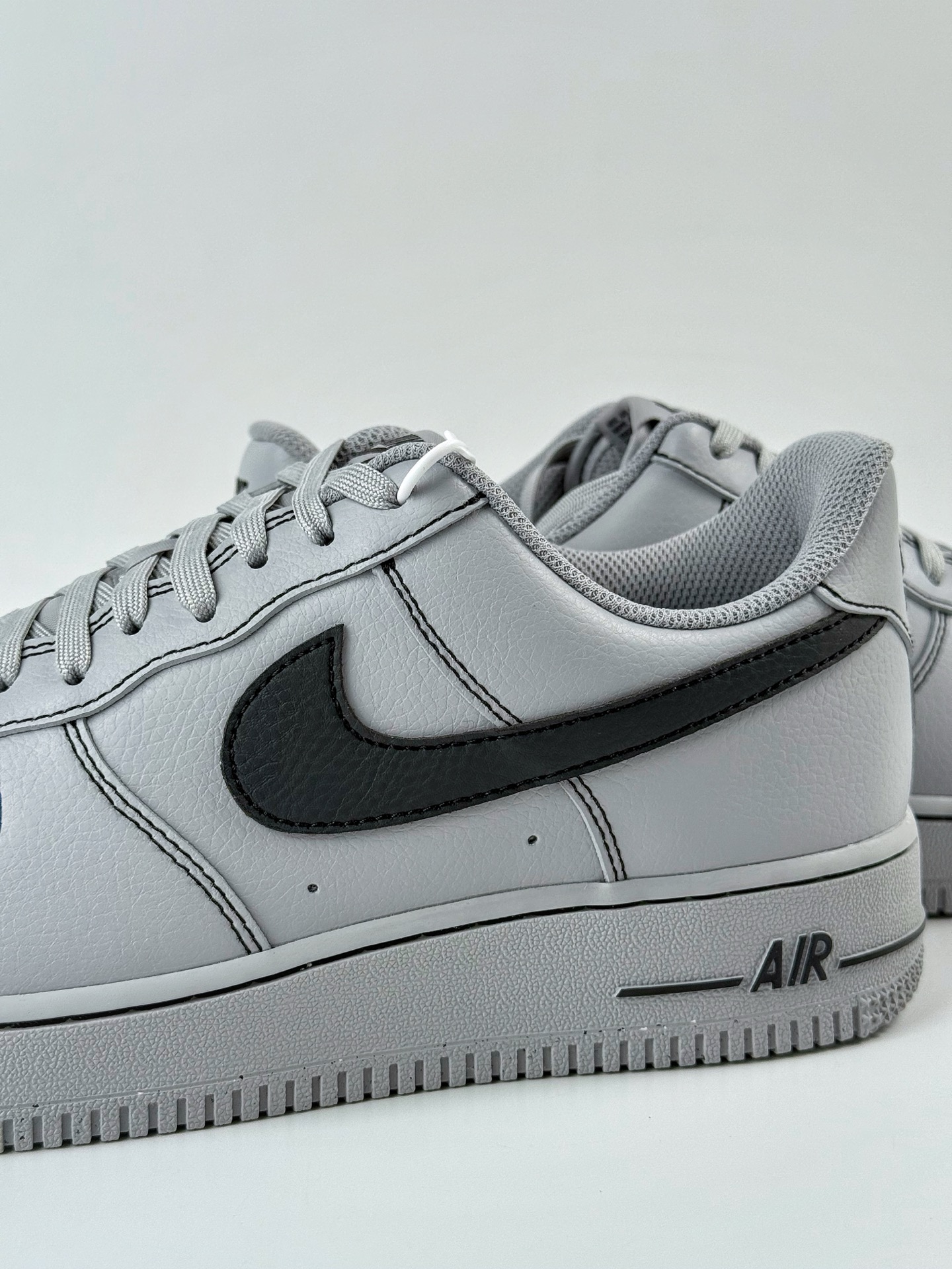 200 Nike Air Force 1 Low 07 灰黑 HQ2037-004