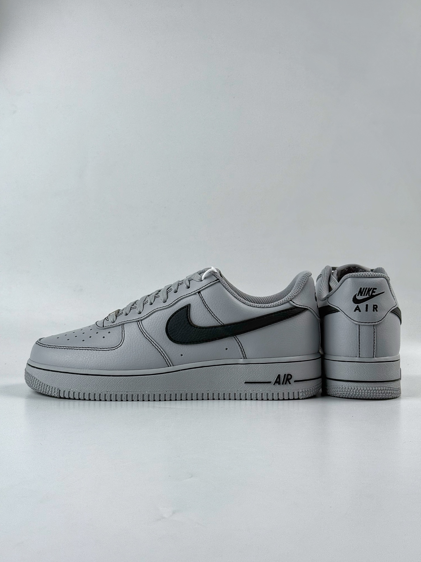 200 Nike Air Force 1 Low 07 灰黑 HQ2037-004